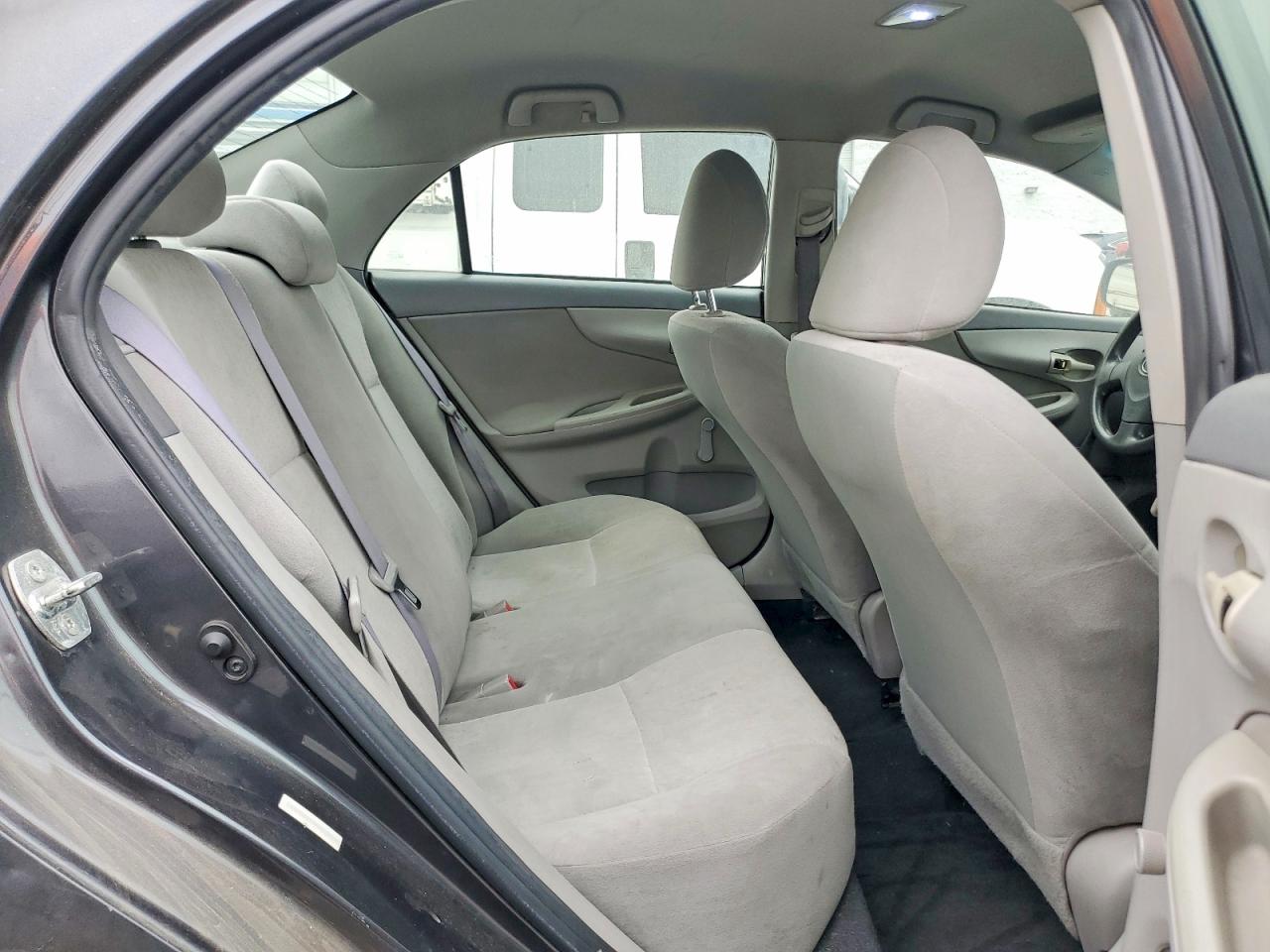 2010 Toyota Corolla Base Gray vin: 1NXBU4EE3AZ206928