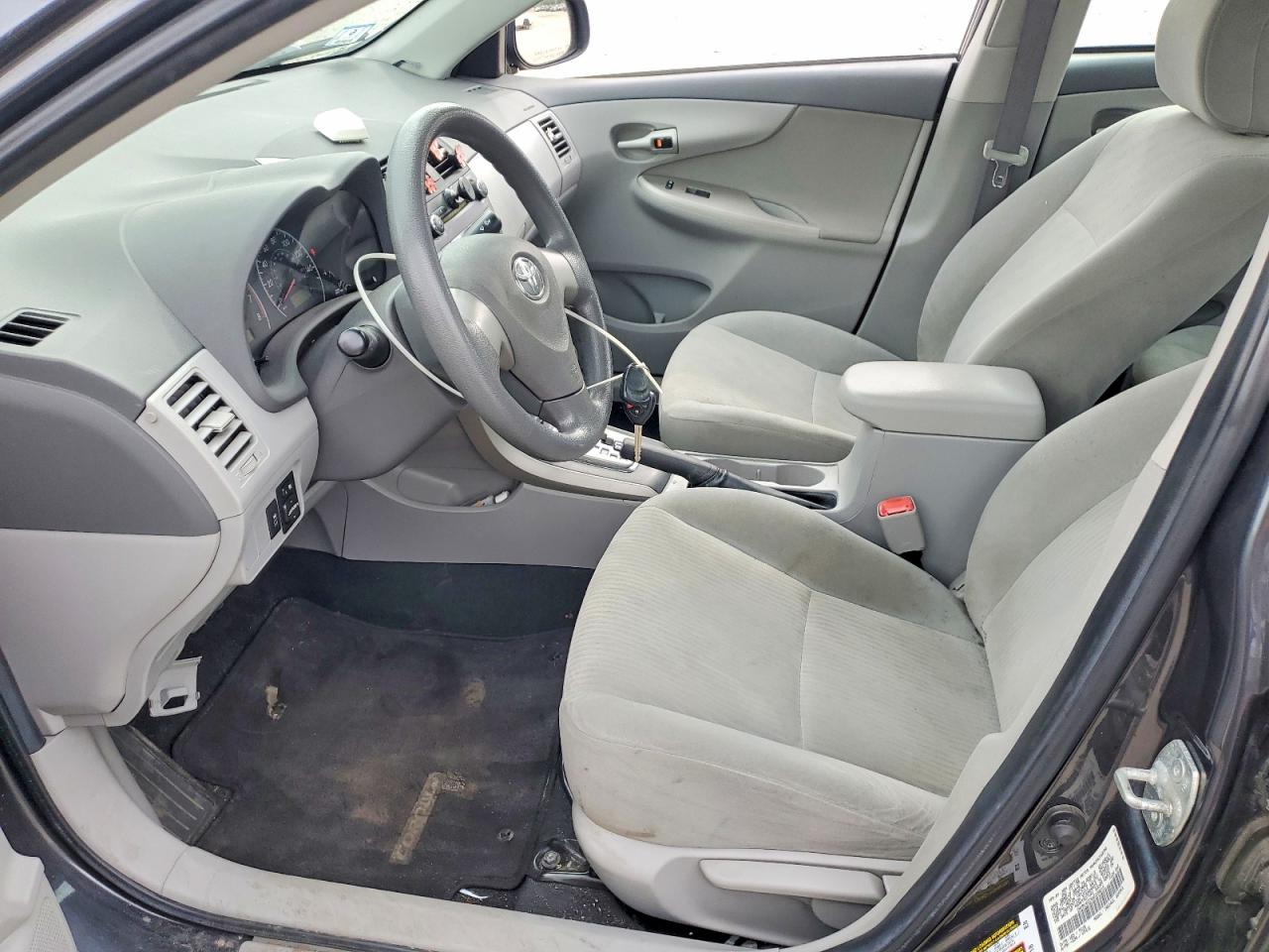 2010 Toyota Corolla Le Gray vin: 1NXBU4EE3AZ209215