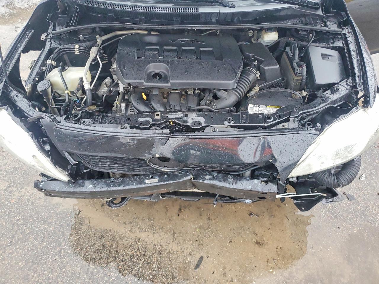 2010 Toyota Corolla Le Black vin: 1NXBU4EE3AZ210090