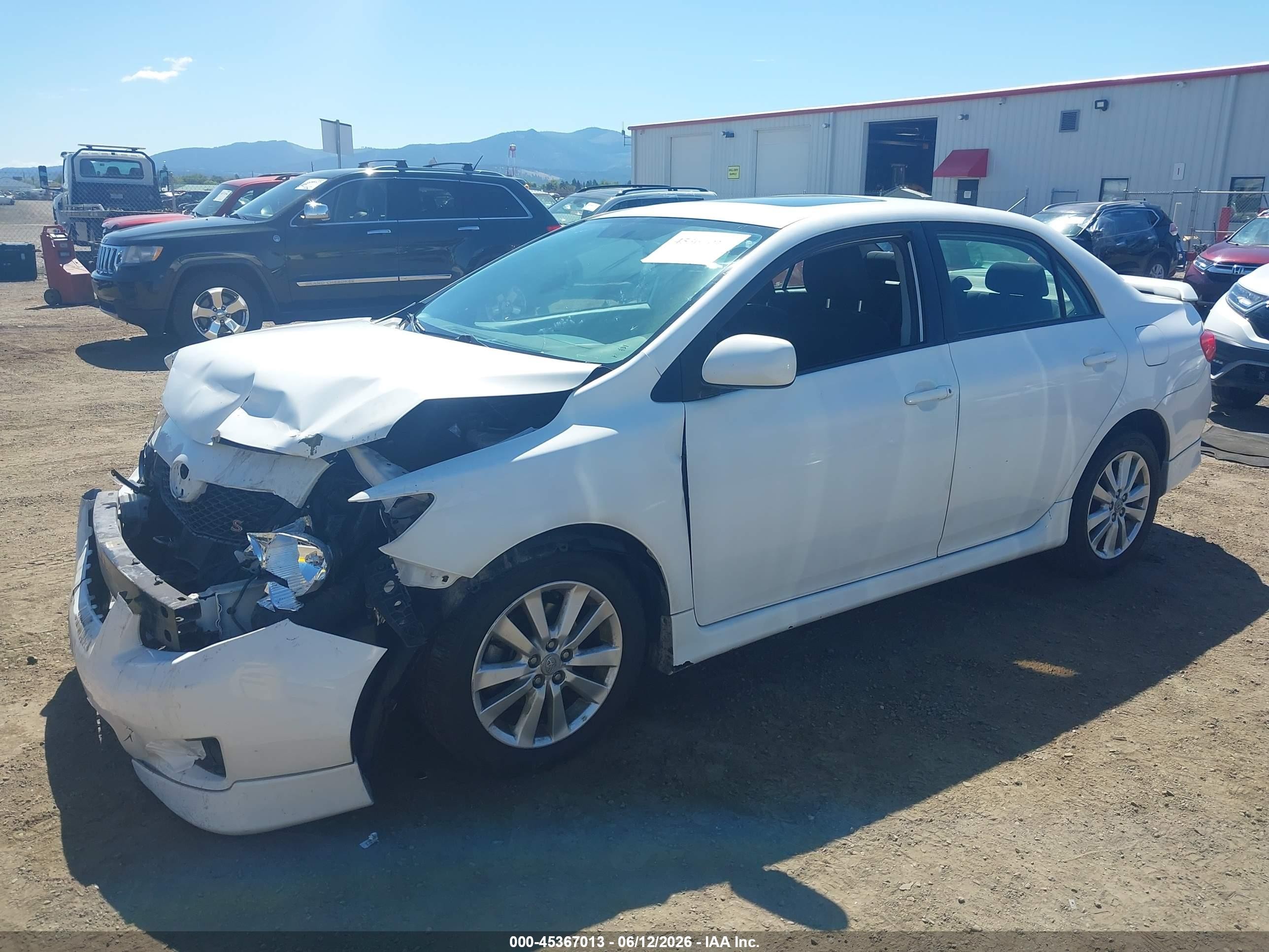 2010 Toyota Corolla S White vin: 1NXBU4EE3AZ217816