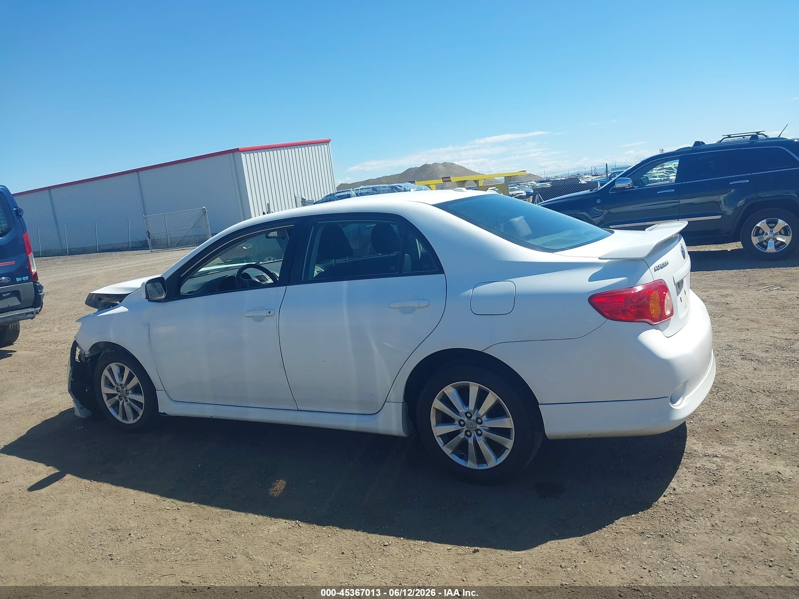 2010 Toyota Corolla S White vin: 1NXBU4EE3AZ217816