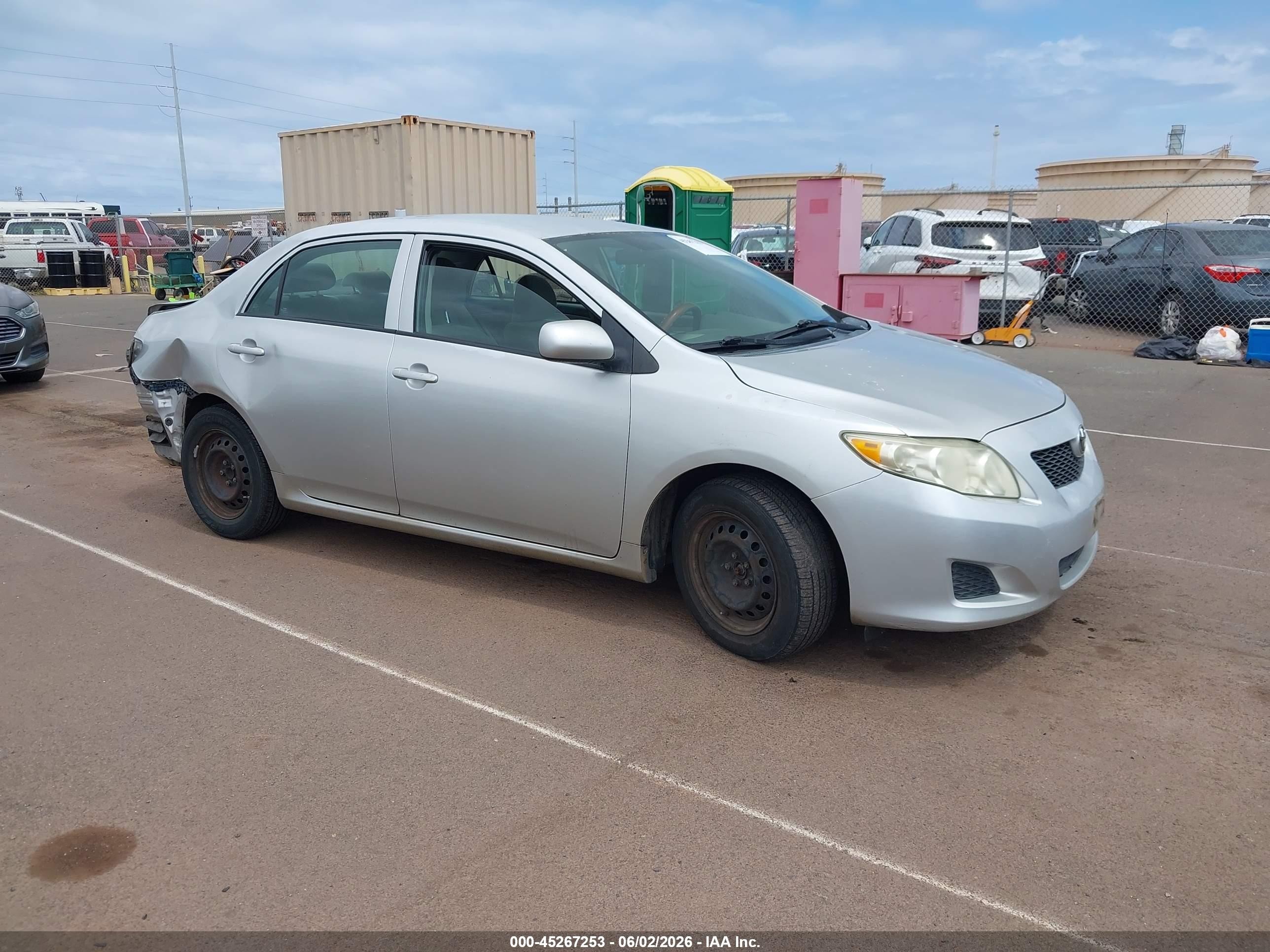 2010 Toyota Corolla Le Silver vin: 1NXBU4EE3AZ218688