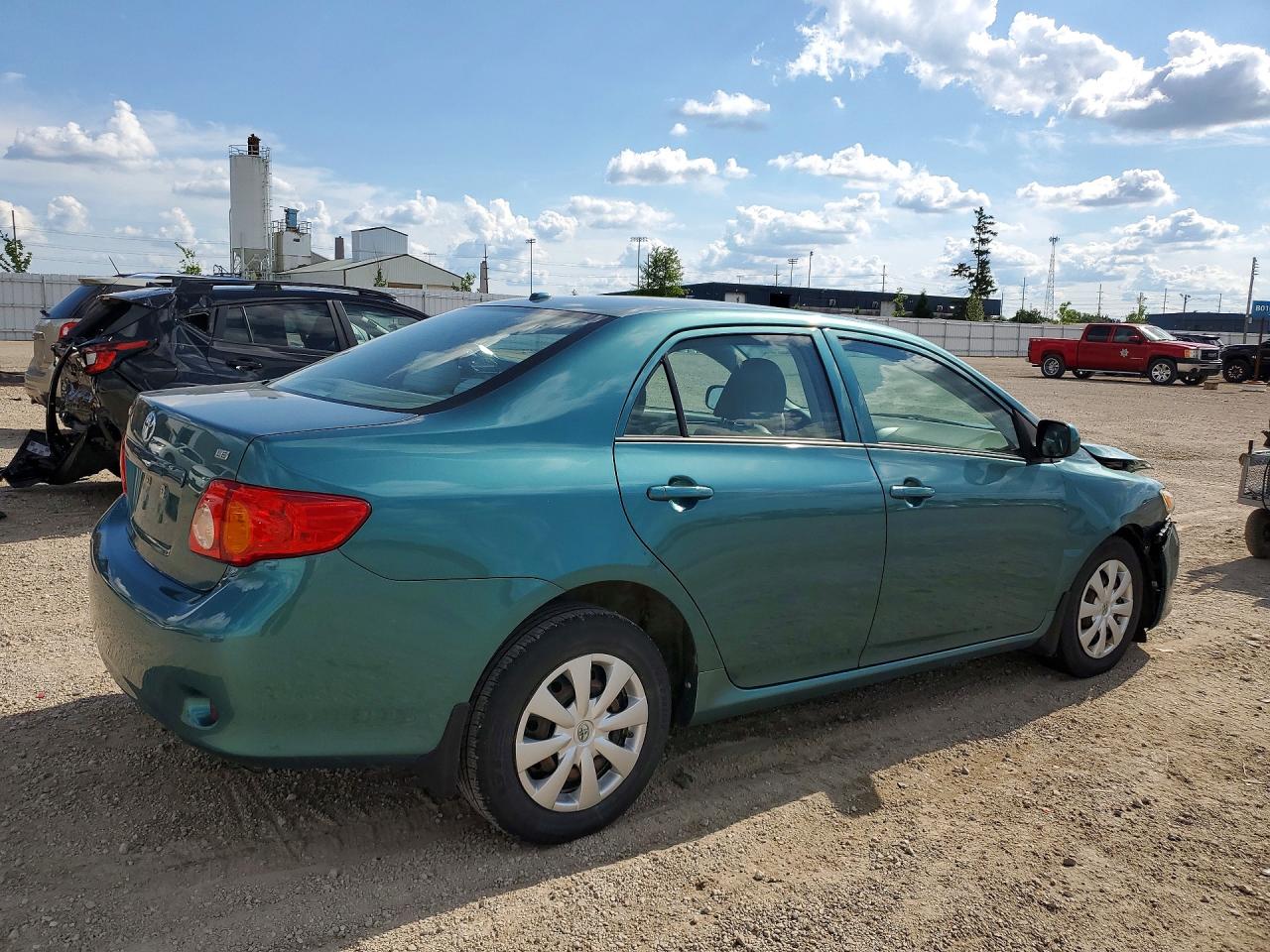 2010 Toyota Corolla Le Green vin: 1NXBU4EE3AZ272735