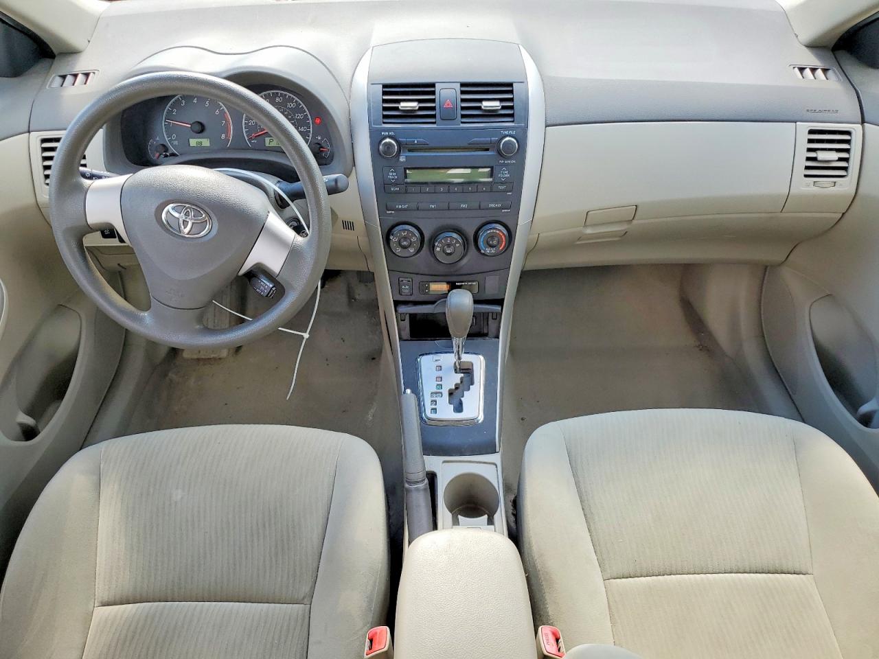 2010 Toyota Corolla Le Green vin: 1NXBU4EE3AZ272735