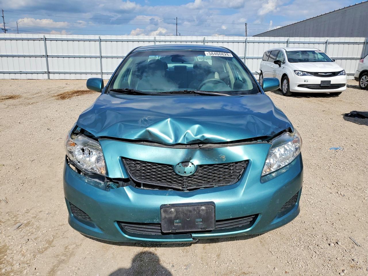 2010 Toyota Corolla Le Green vin: 1NXBU4EE3AZ272735