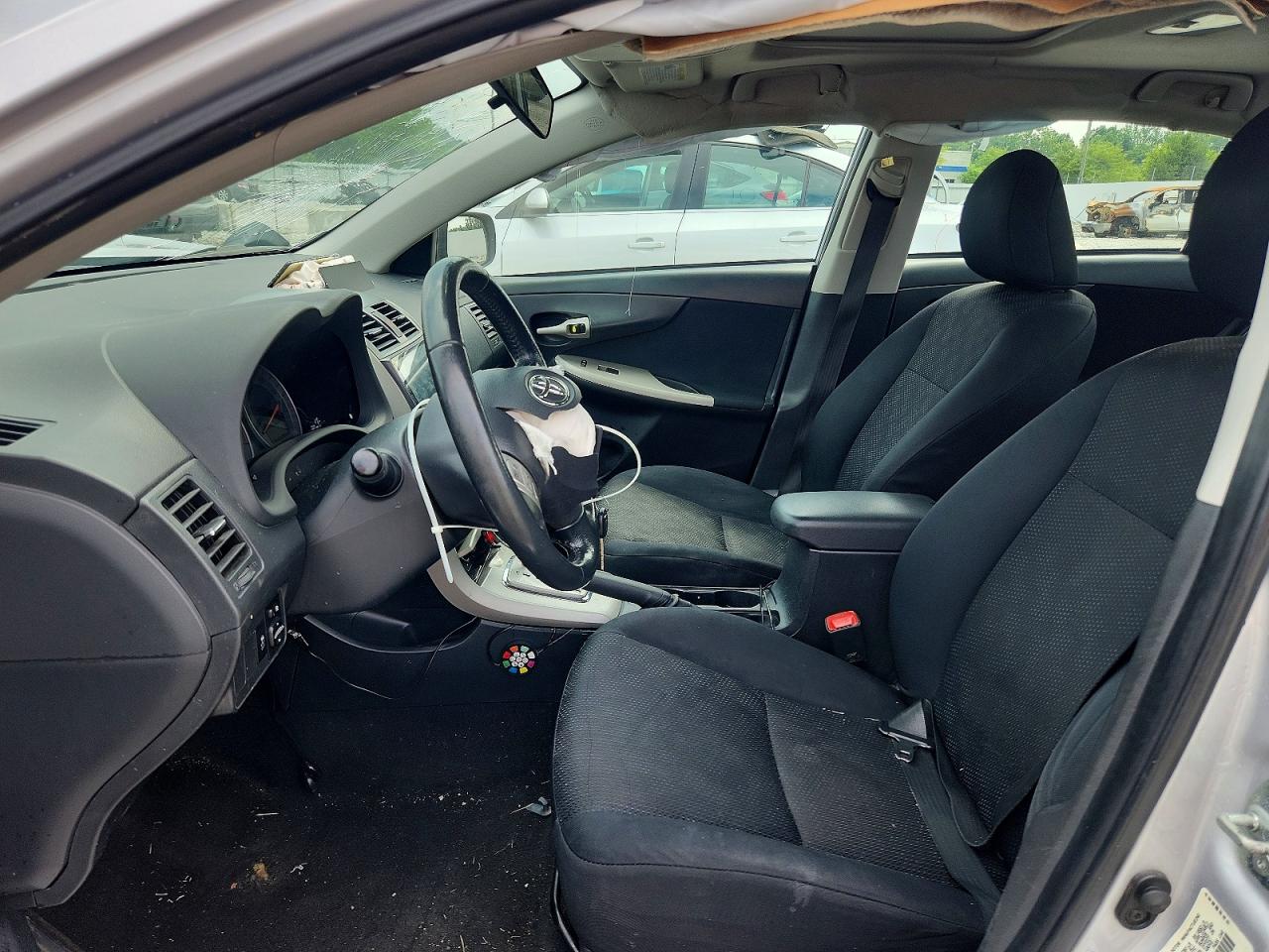 2010 Toyota Corolla S Silver vin: 1NXBU4EE3AZ283587