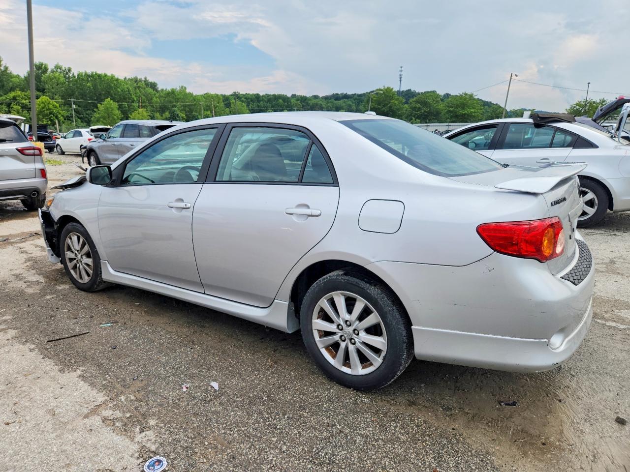 2010 Toyota Corolla S Silver vin: 1NXBU4EE3AZ283587