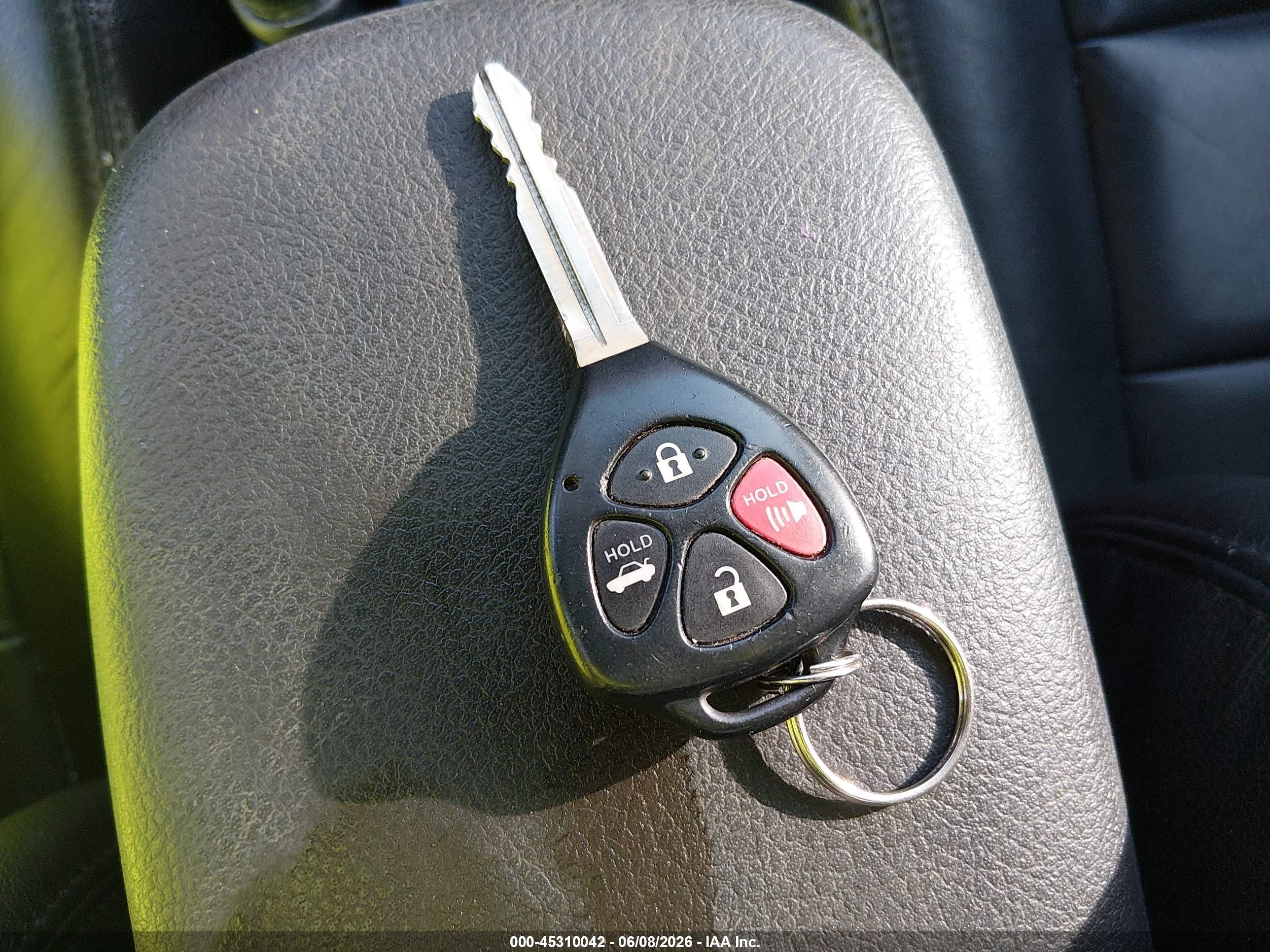 2010 Toyota Corolla S Red vin: 1NXBU4EE3AZ293858