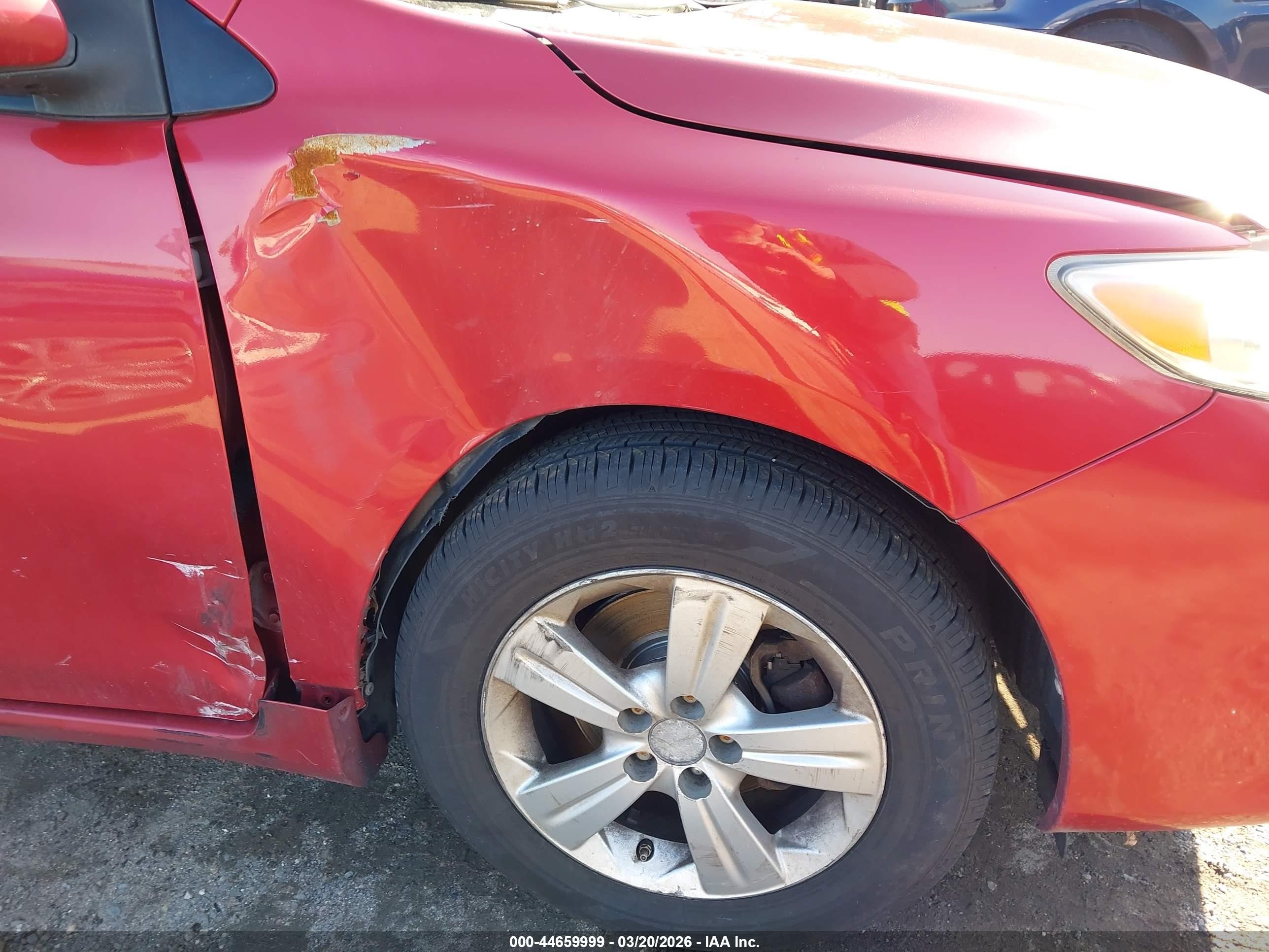 2010 Toyota Corolla Le Red vin: 1NXBU4EE3AZ294847