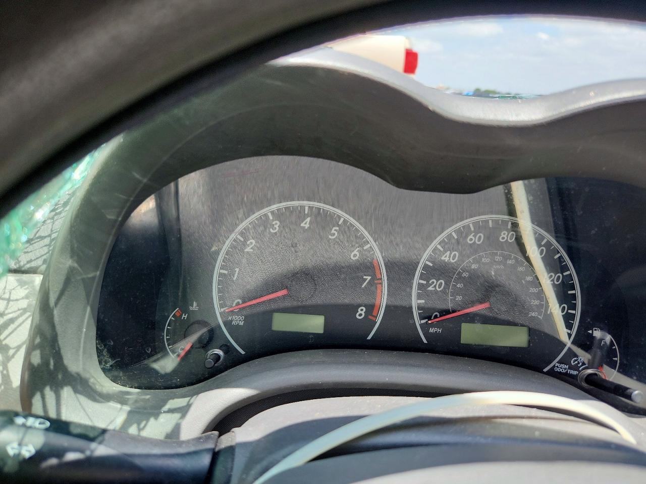2010 Toyota Corolla Le Красный vin: 1NXBU4EE3AZ295013