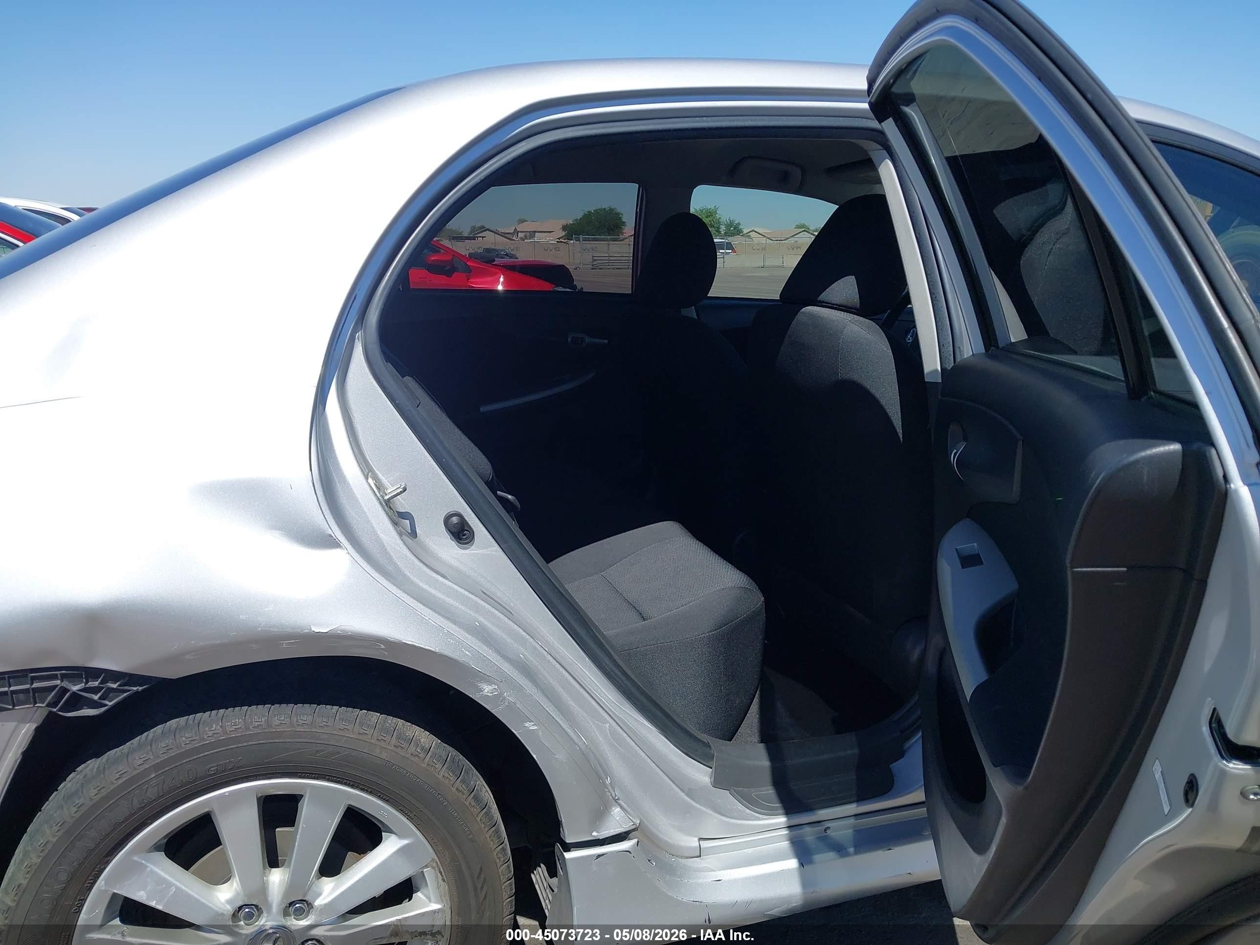 2010 Toyota Corolla S Silver vin: 1NXBU4EE3AZ296162
