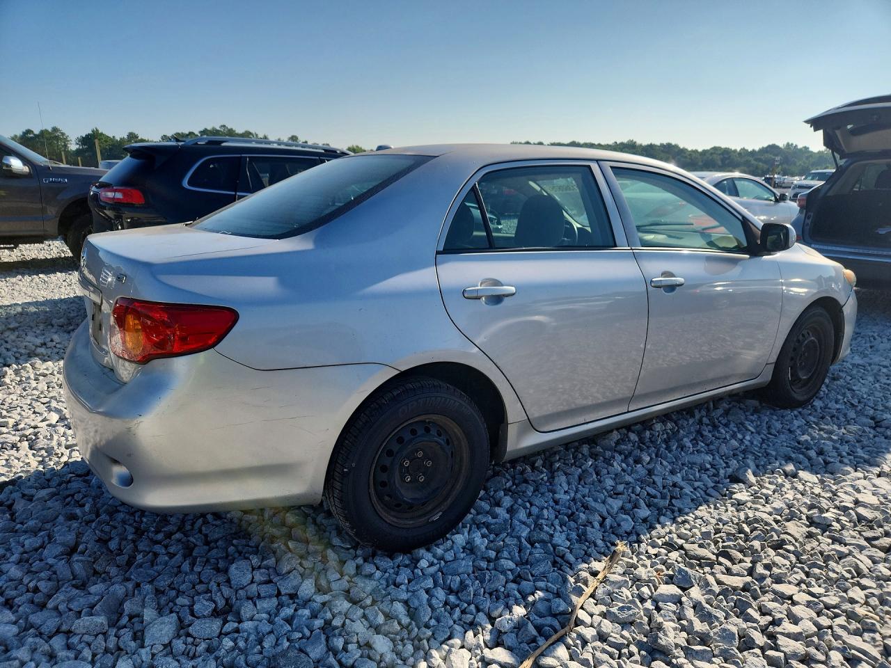 2010 Toyota Corolla Le Silver vin: 1NXBU4EE3AZ296579