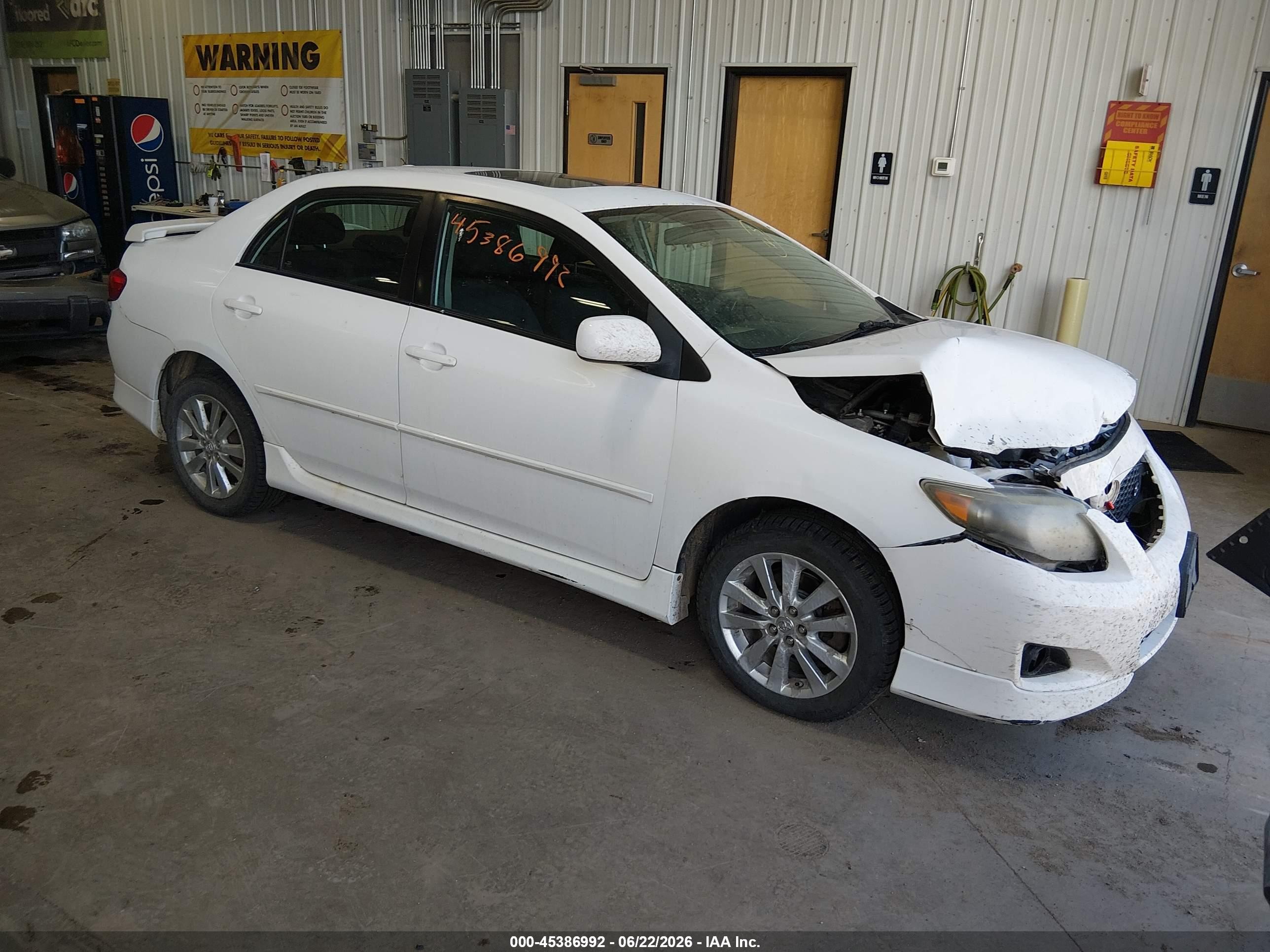 2010 Toyota Corolla S White vin: 1NXBU4EE3AZ304812