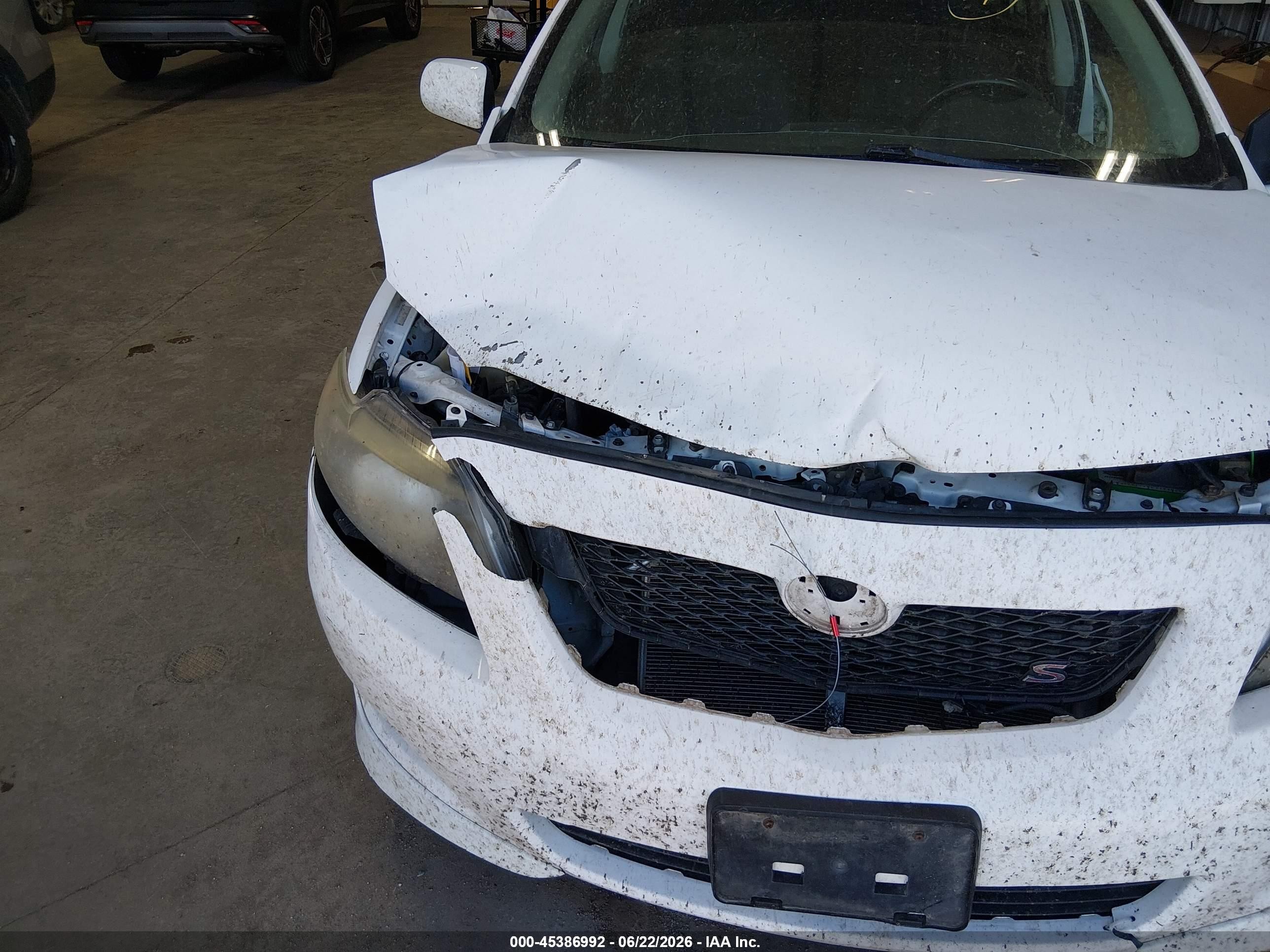 2010 Toyota Corolla S White vin: 1NXBU4EE3AZ304812