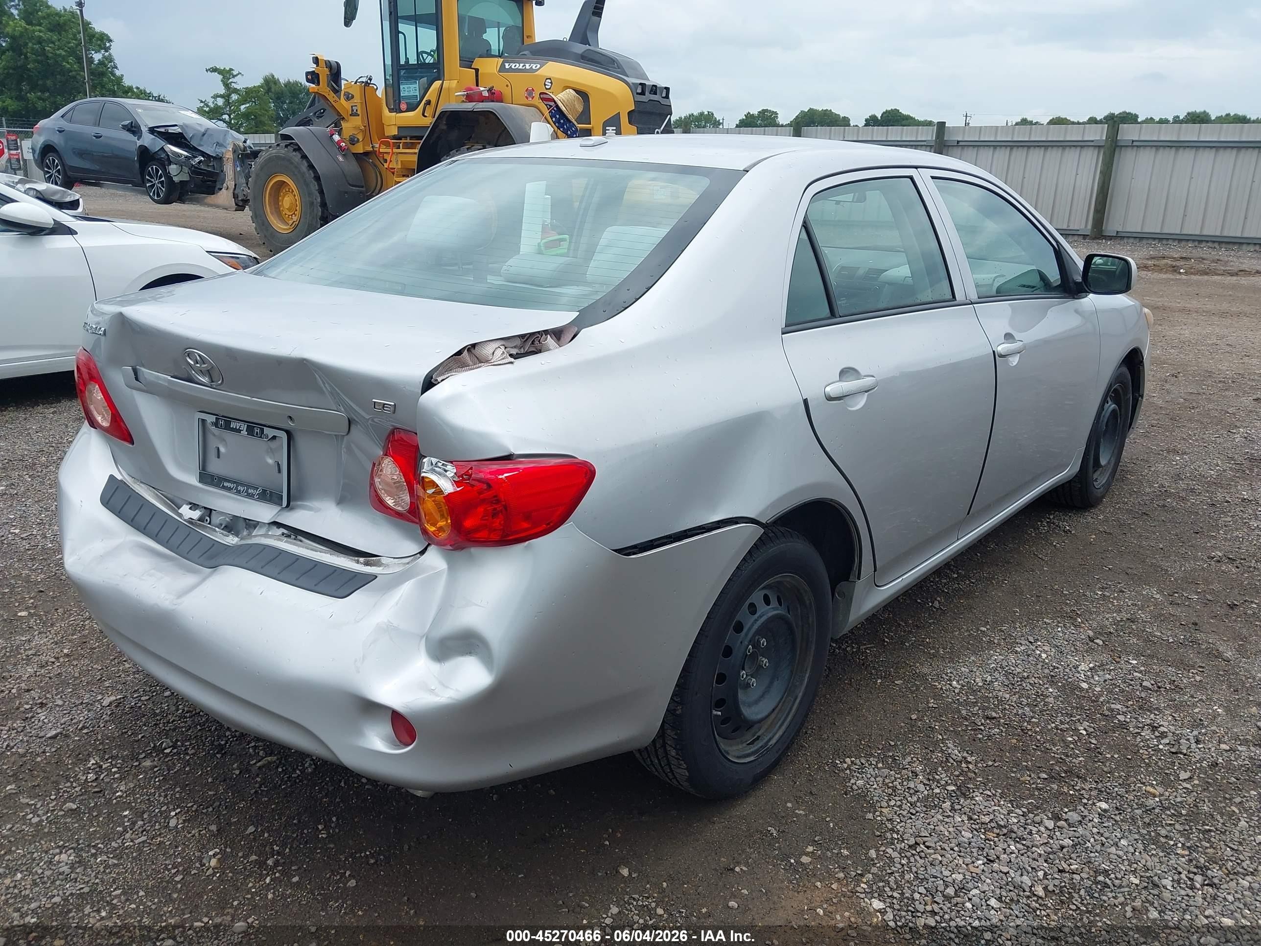 2010 Toyota Corolla Le Silver vin: 1NXBU4EE3AZ310089