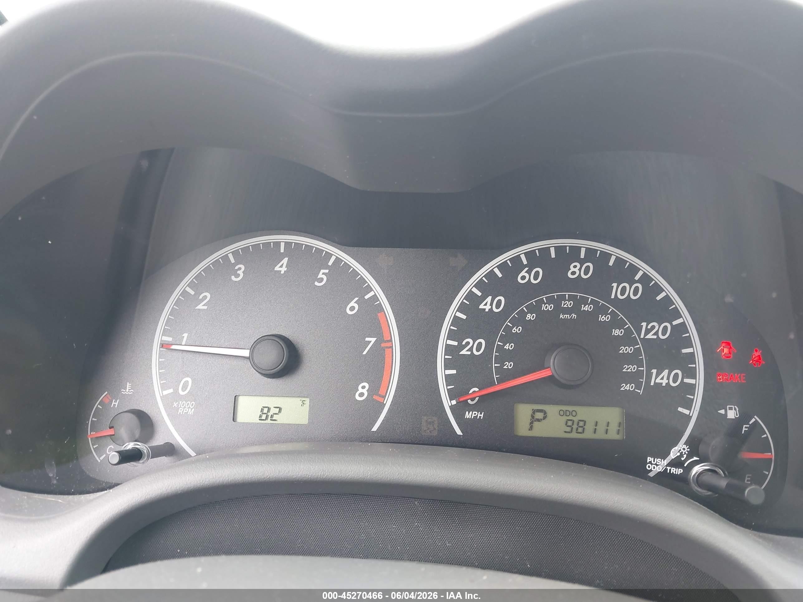 2010 Toyota Corolla Le Silver vin: 1NXBU4EE3AZ310089