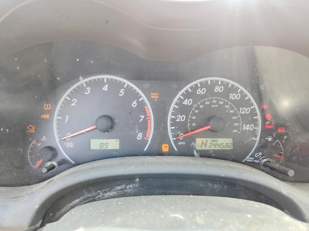 2010 Toyota Corolla Le Red vin: 1NXBU4EE3AZ310464