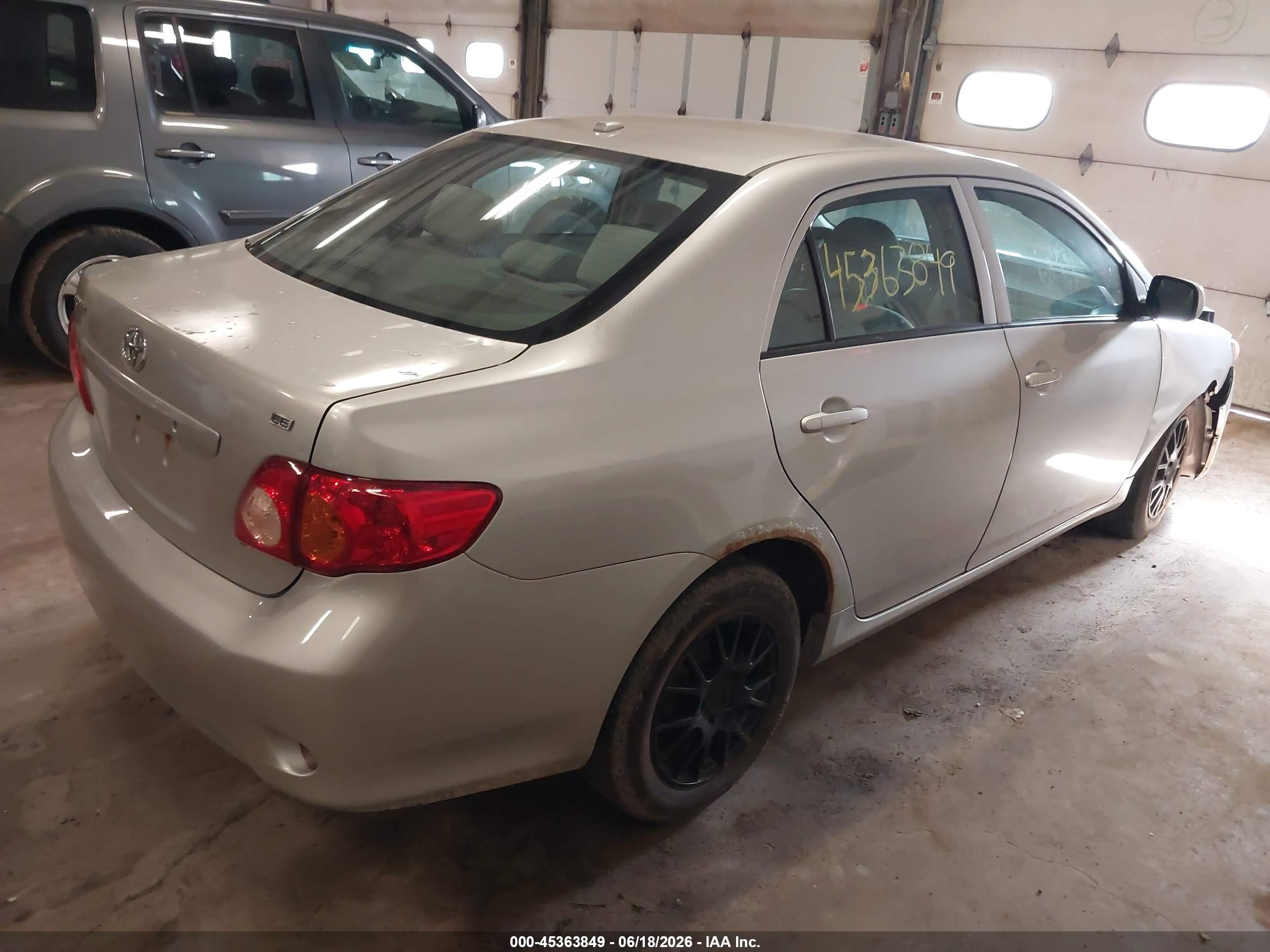 2010 Toyota Corolla Le Silver vin: 1NXBU4EE3AZ316653