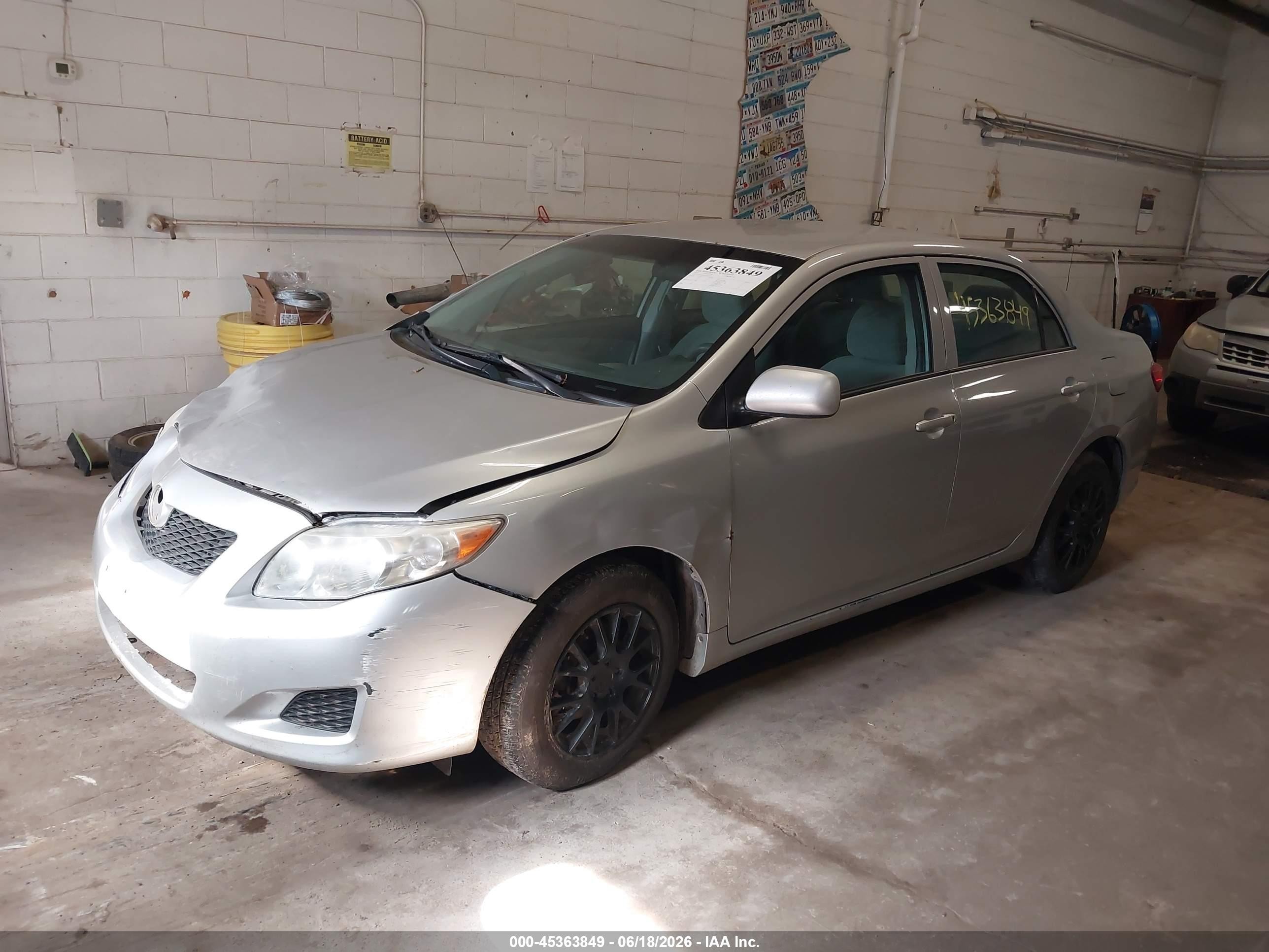 2010 Toyota Corolla Le Silver vin: 1NXBU4EE3AZ316653