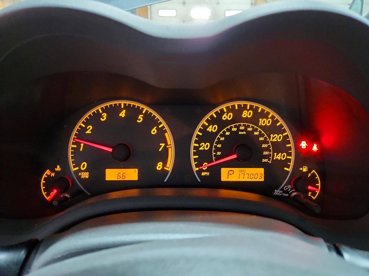 2010 Toyota Corolla Le Серый vin: 1NXBU4EE3AZ319052
