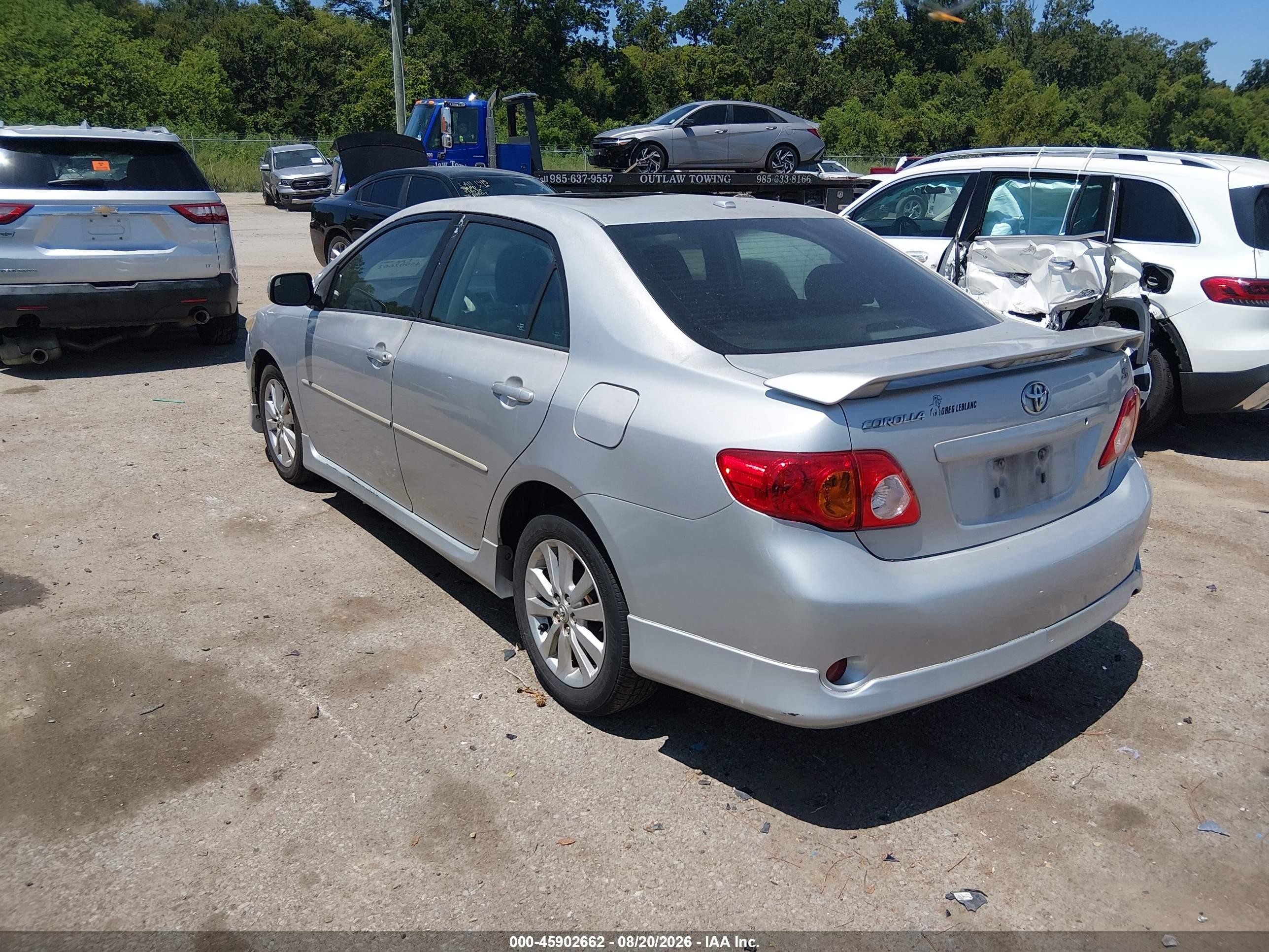 2010 Toyota Corolla S Silver vin: 1NXBU4EE3AZ325885