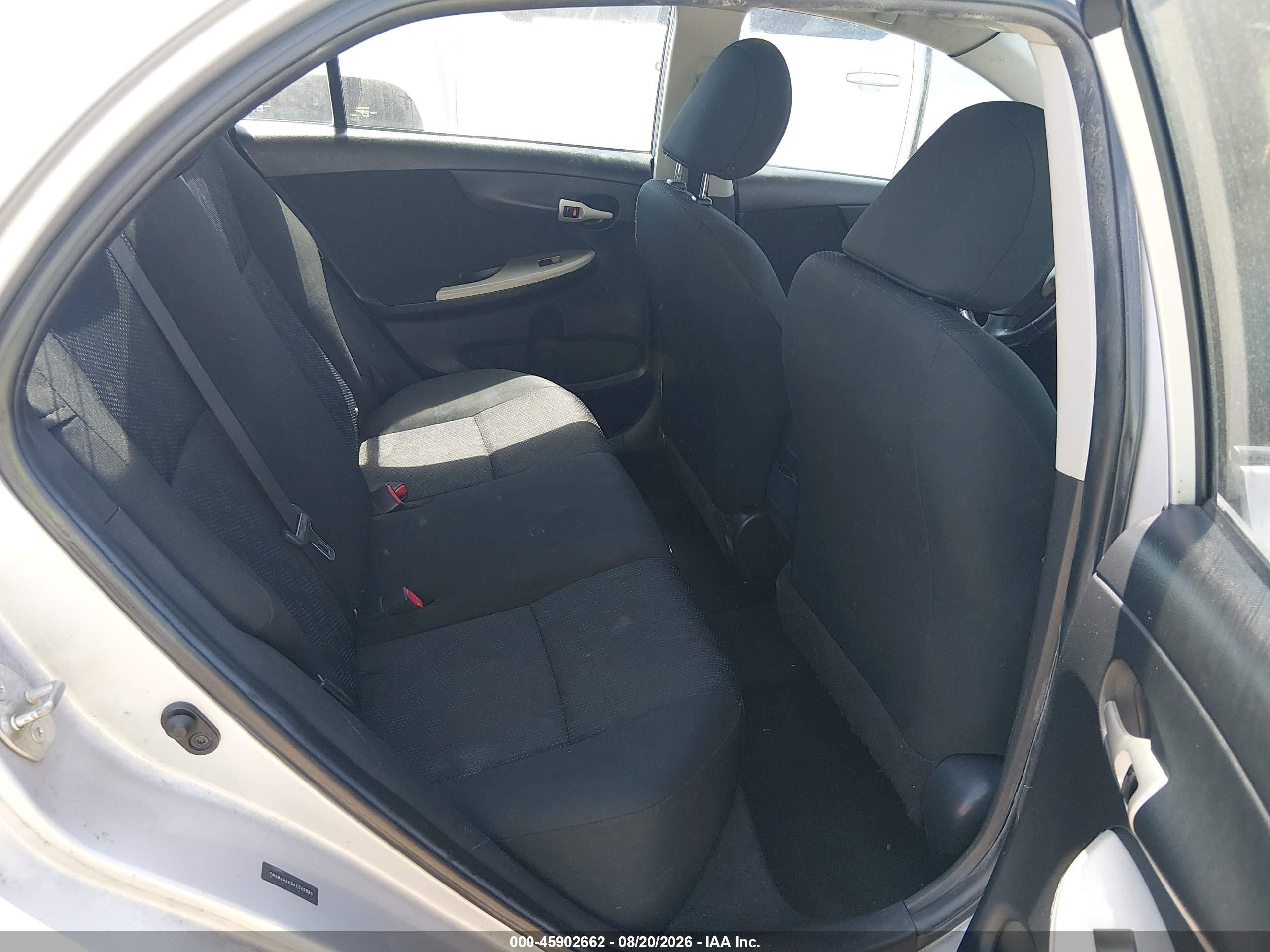 2010 Toyota Corolla S Silver vin: 1NXBU4EE3AZ325885