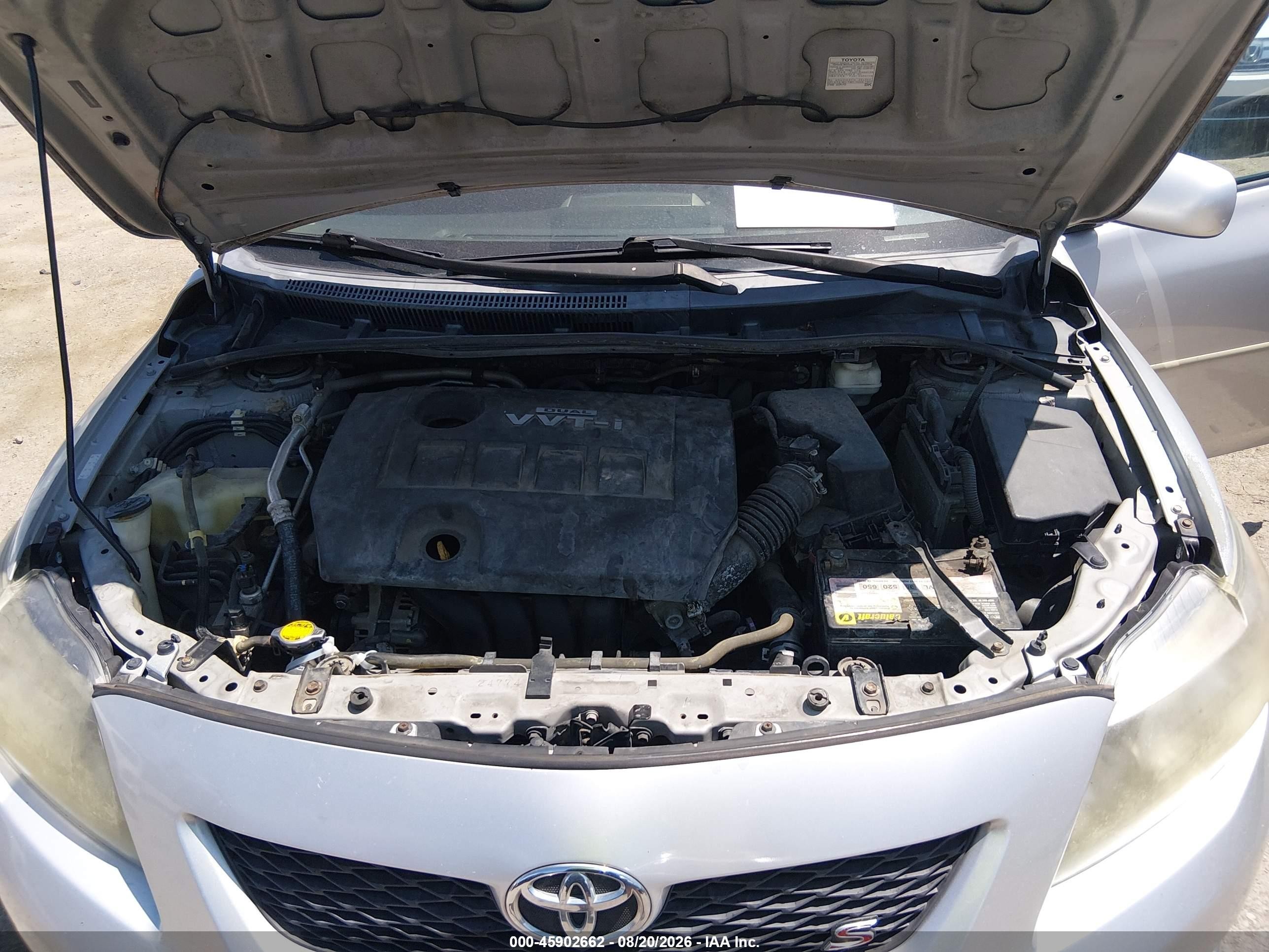 2010 Toyota Corolla S Silver vin: 1NXBU4EE3AZ325885