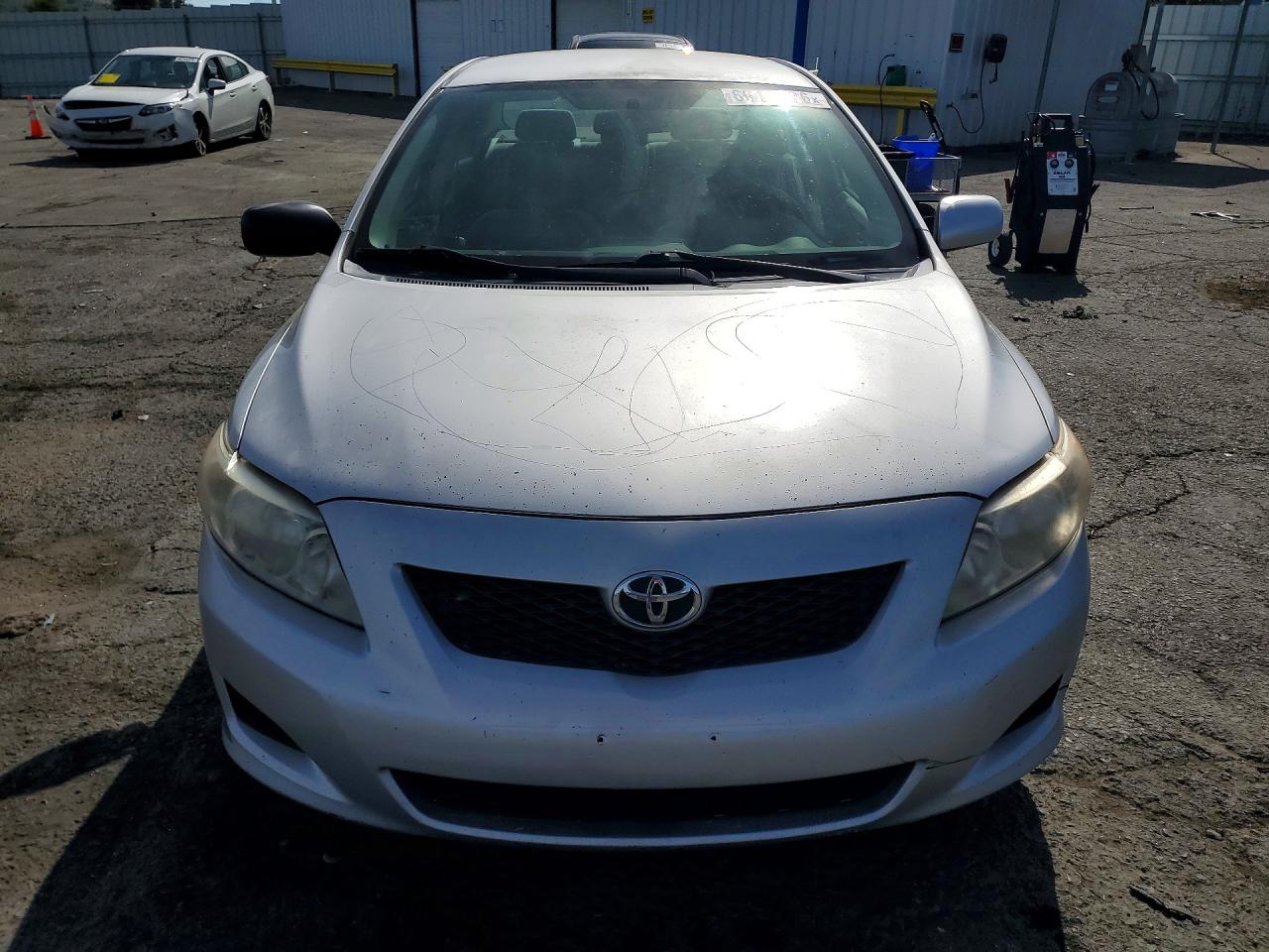2010 Toyota Corolla Le Silver vin: 1NXBU4EE3AZ327443