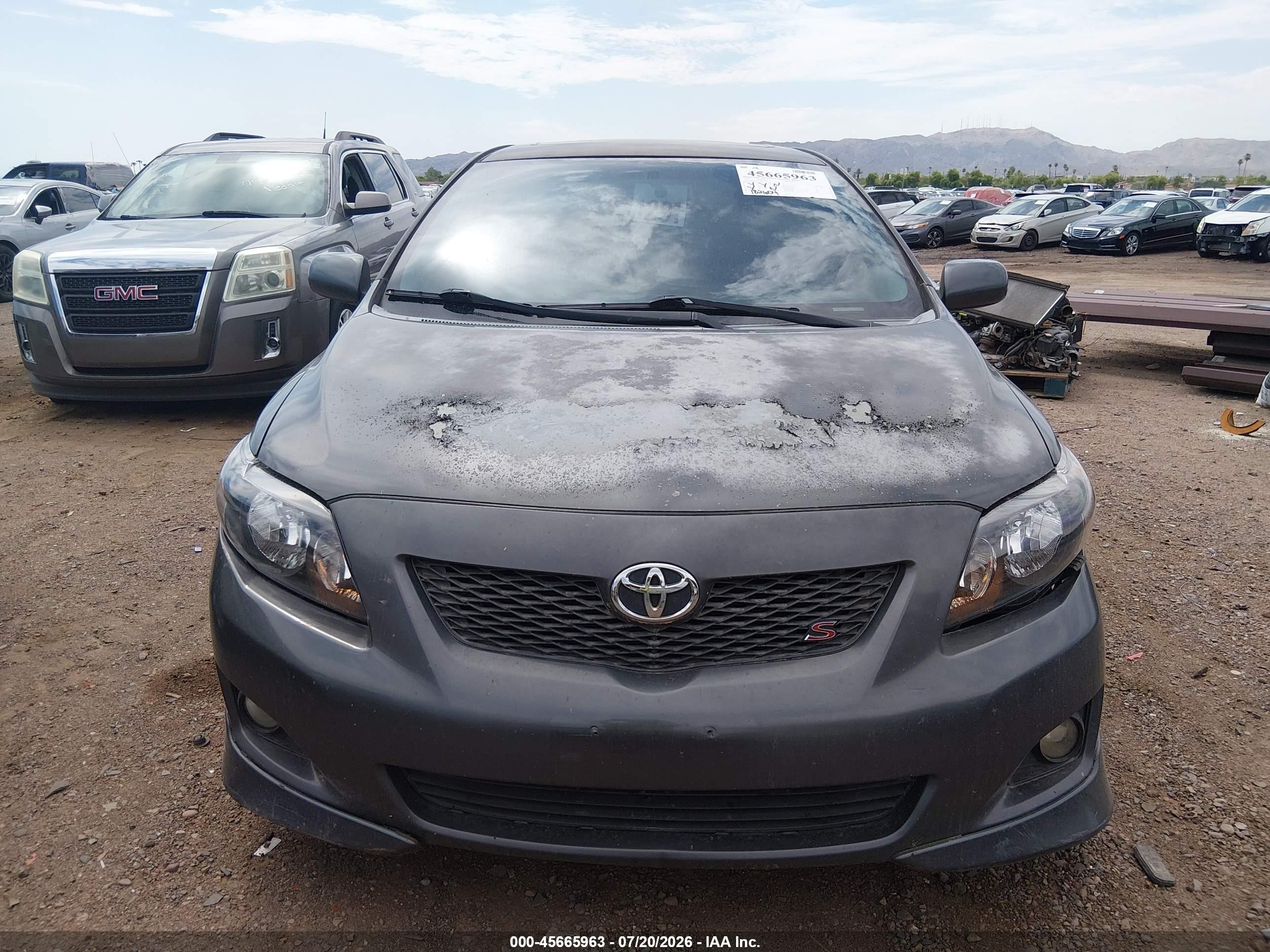 2010 Toyota Corolla S Серый vin: 1NXBU4EE3AZ335932