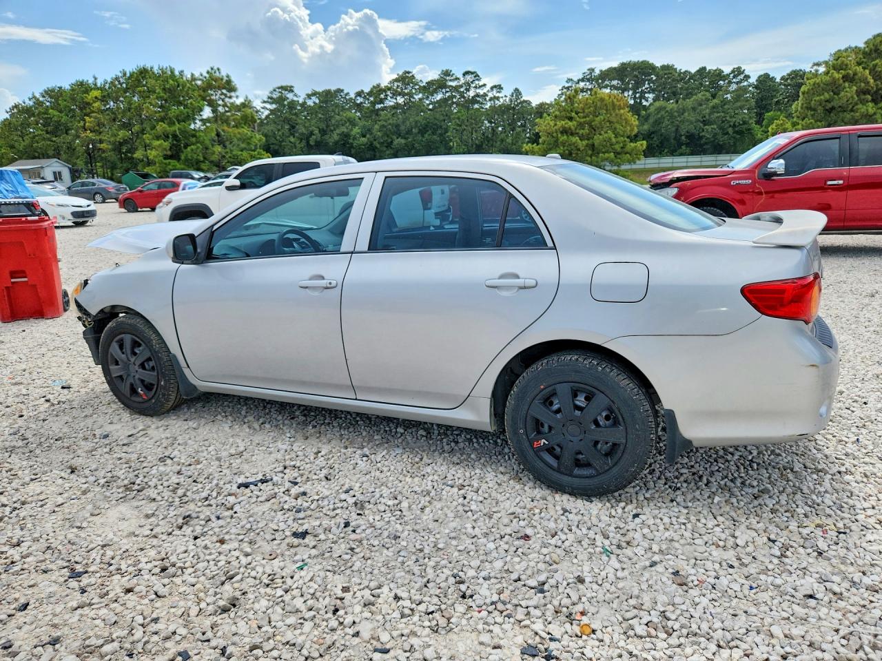 2010 Toyota Corolla Le Silver vin: 1NXBU4EE3AZ350446