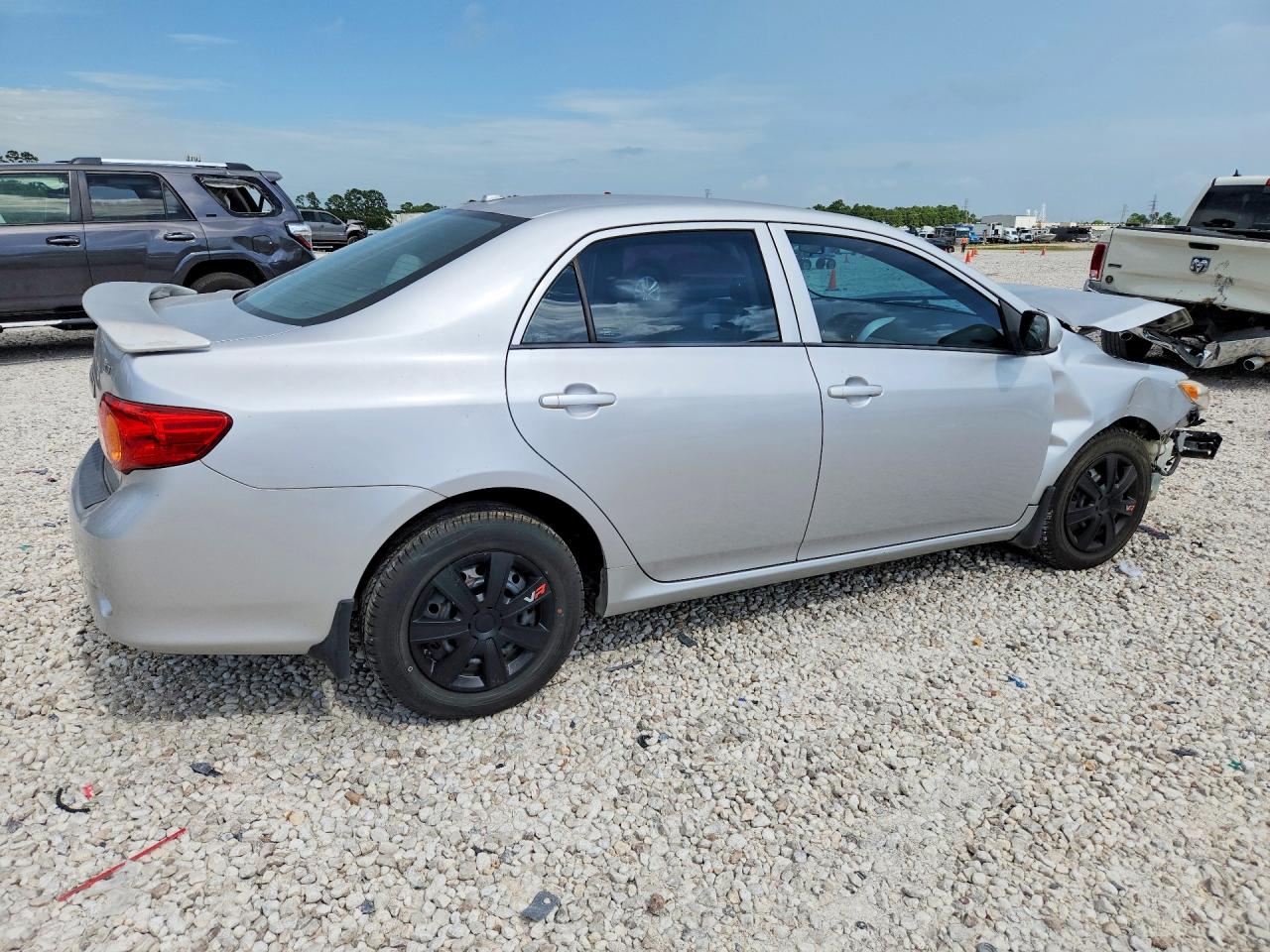 2010 Toyota Corolla Le Silver vin: 1NXBU4EE3AZ350446