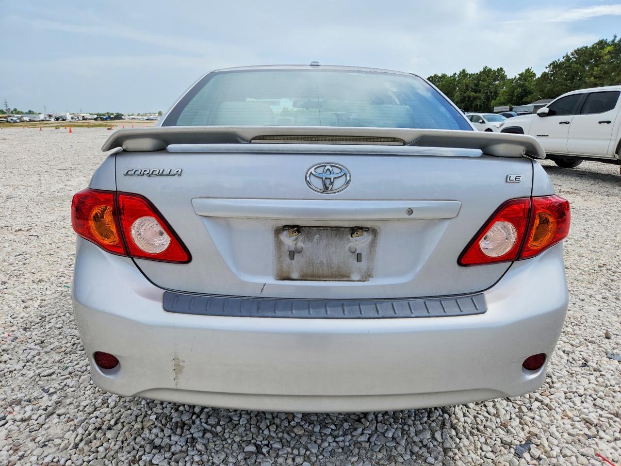 2010 Toyota Corolla Le Silver vin: 1NXBU4EE3AZ350446