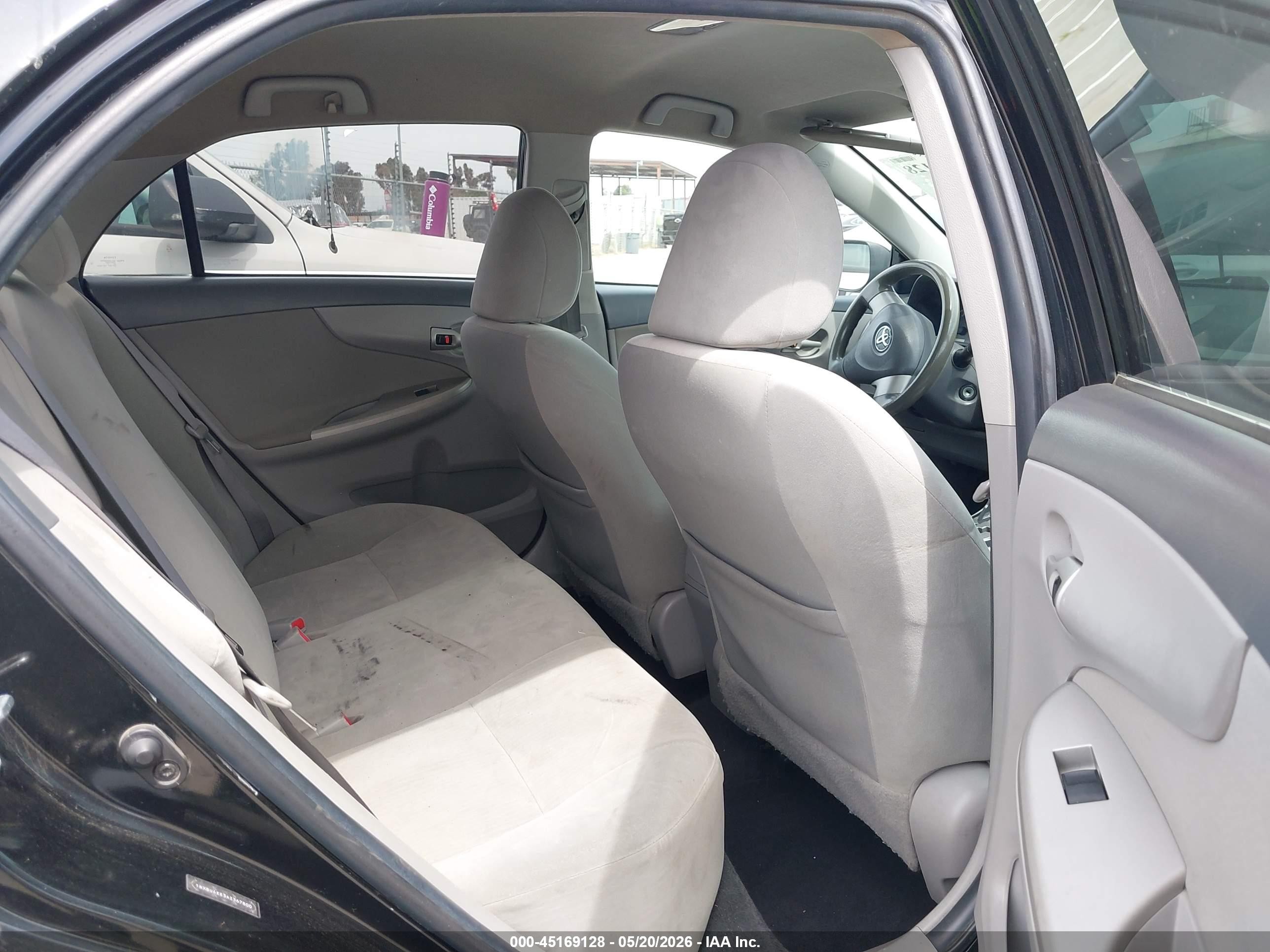 2010 Toyota Corolla Le Black vin: 1NXBU4EE3AZ367800