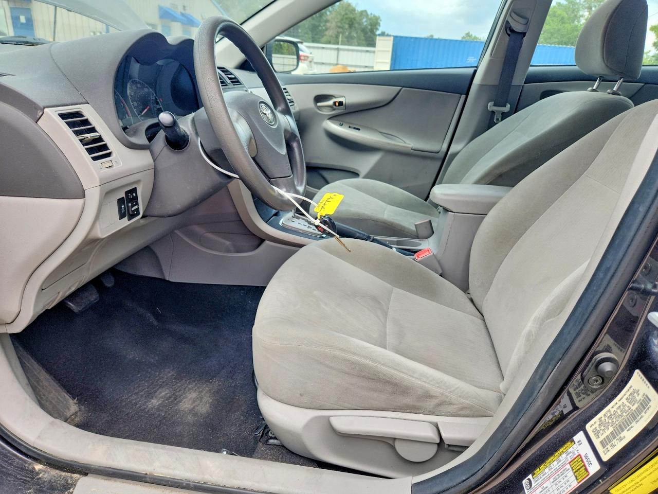 2010 Toyota Corolla Le Gray vin: 1NXBU4EE3AZ386458