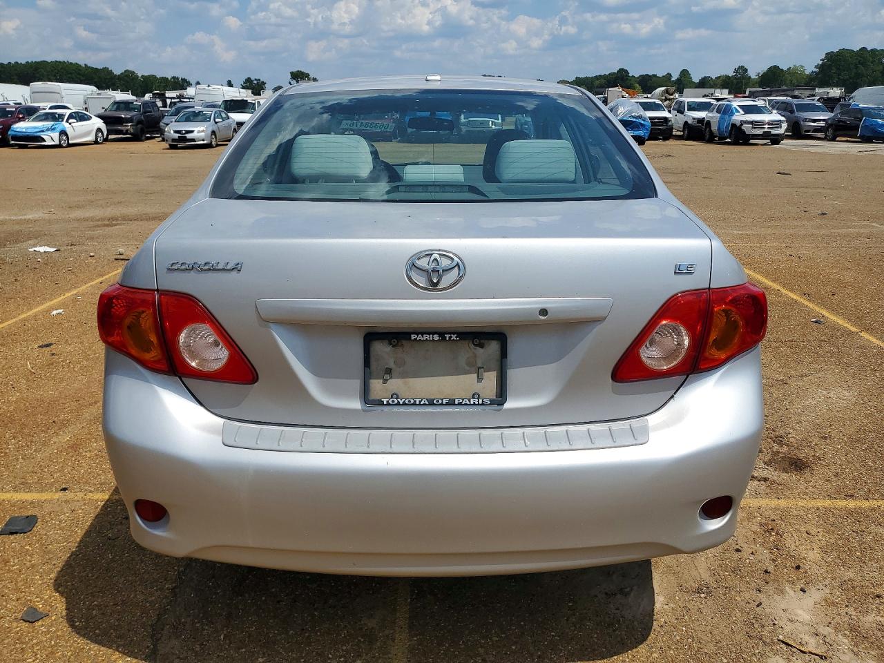2010 Toyota Corolla Le Silver vin: 1NXBU4EE4AZ173518