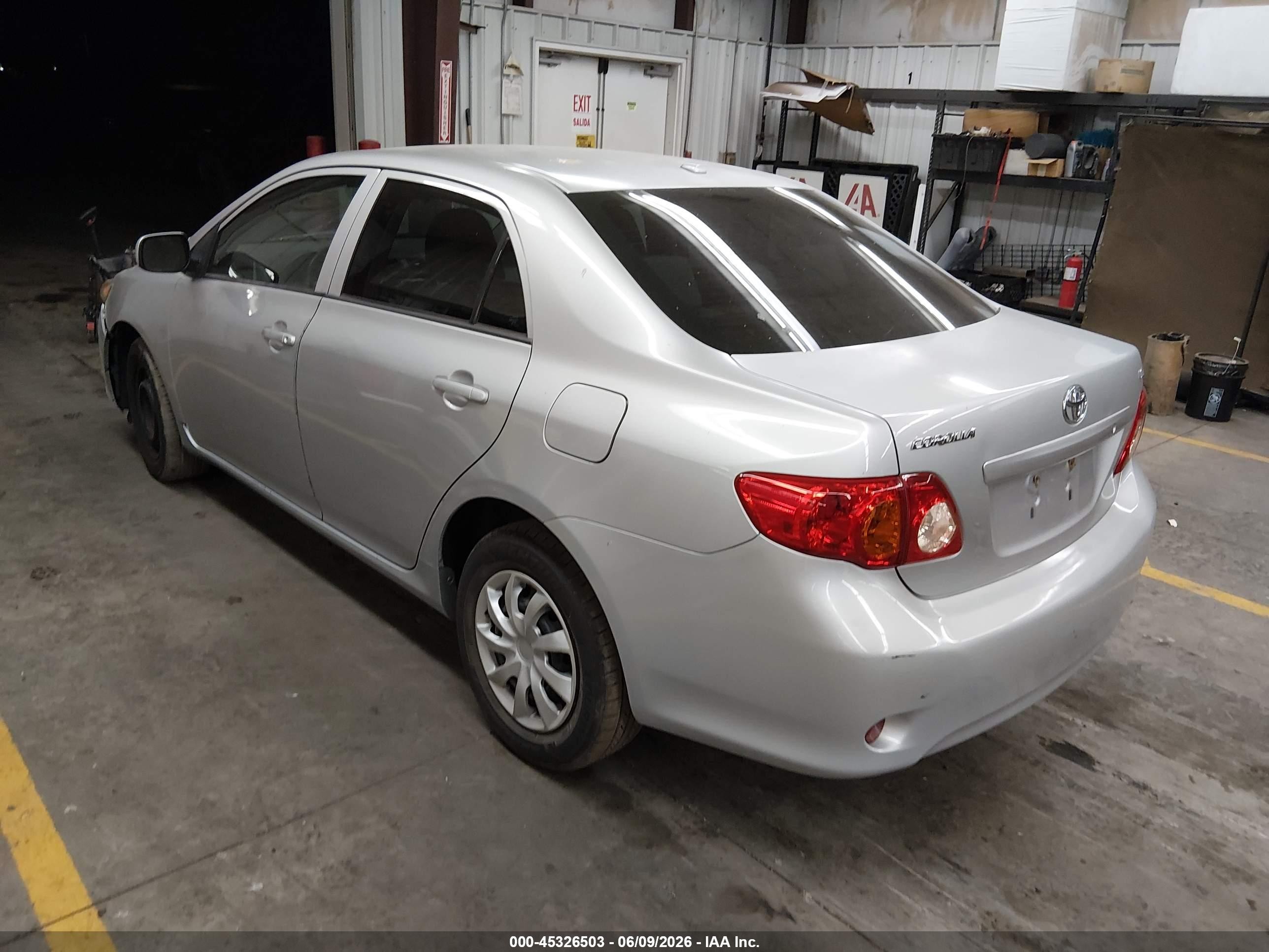2010 Toyota Corolla Le Silver vin: 1NXBU4EE4AZ178511