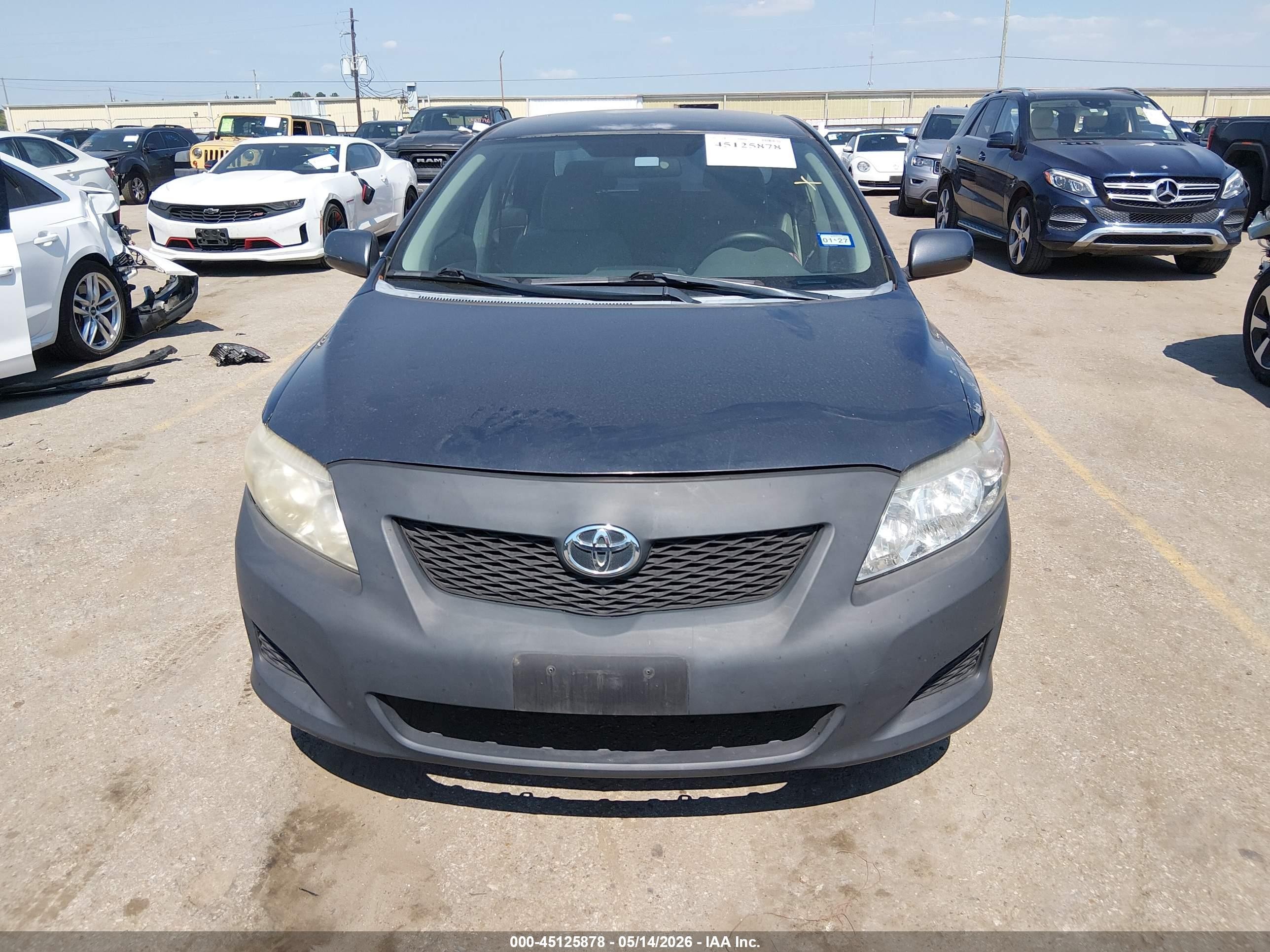 2010 Toyota Corolla Le Gray vin: 1NXBU4EE4AZ182347