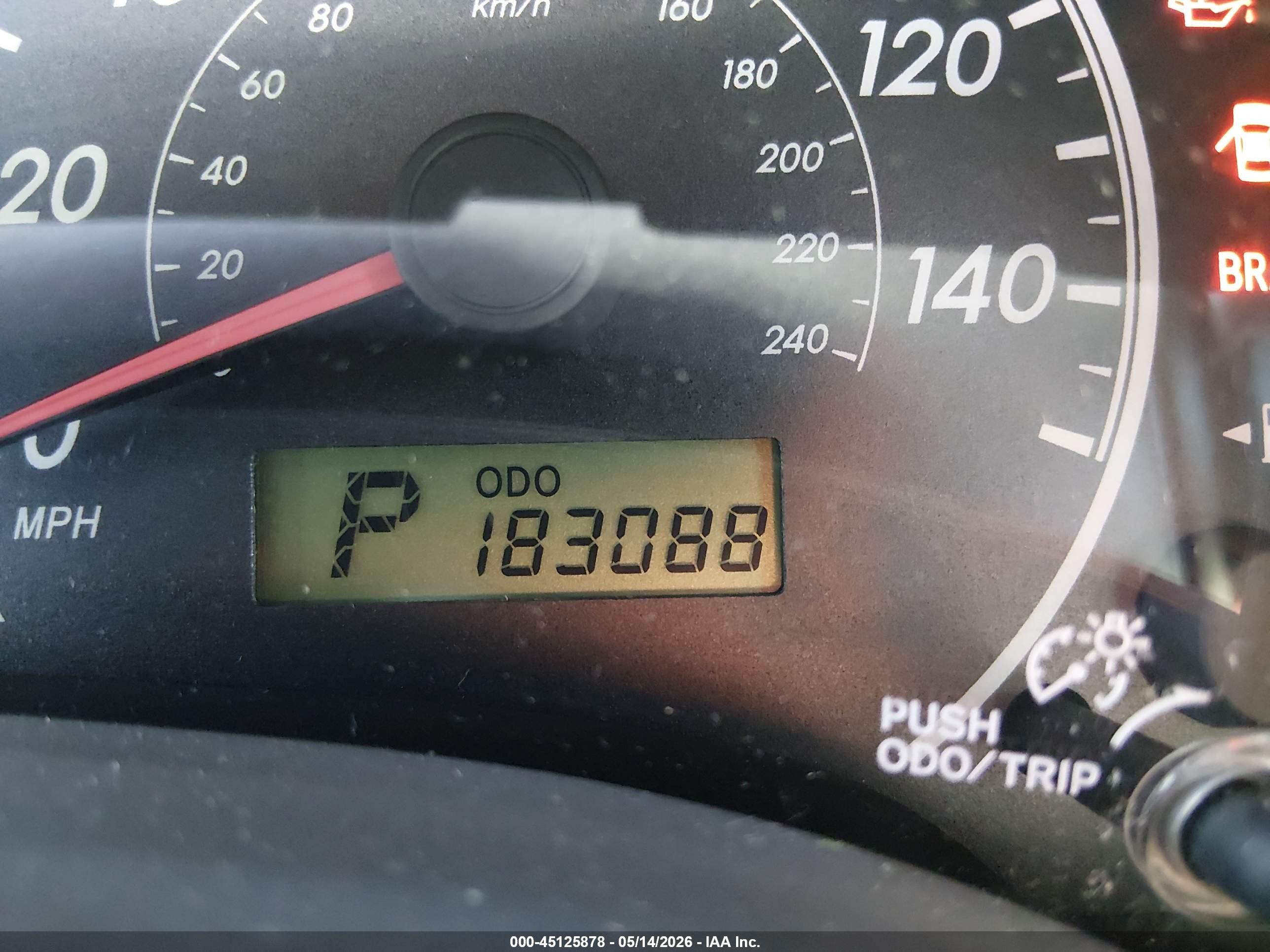 2010 Toyota Corolla Le Gray vin: 1NXBU4EE4AZ182347