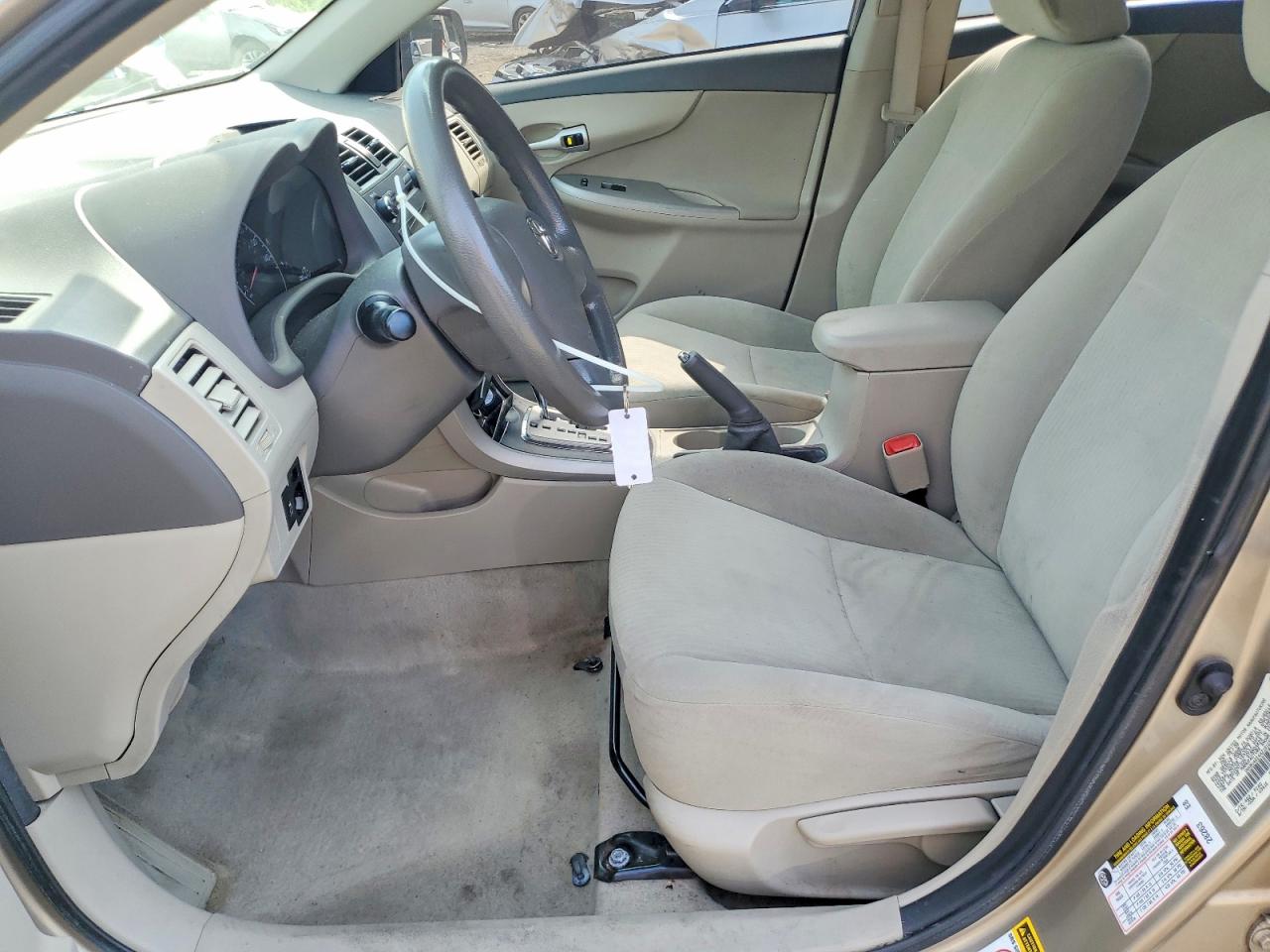 2010 Toyota Corolla Le Gold vin: 1NXBU4EE4AZ191257