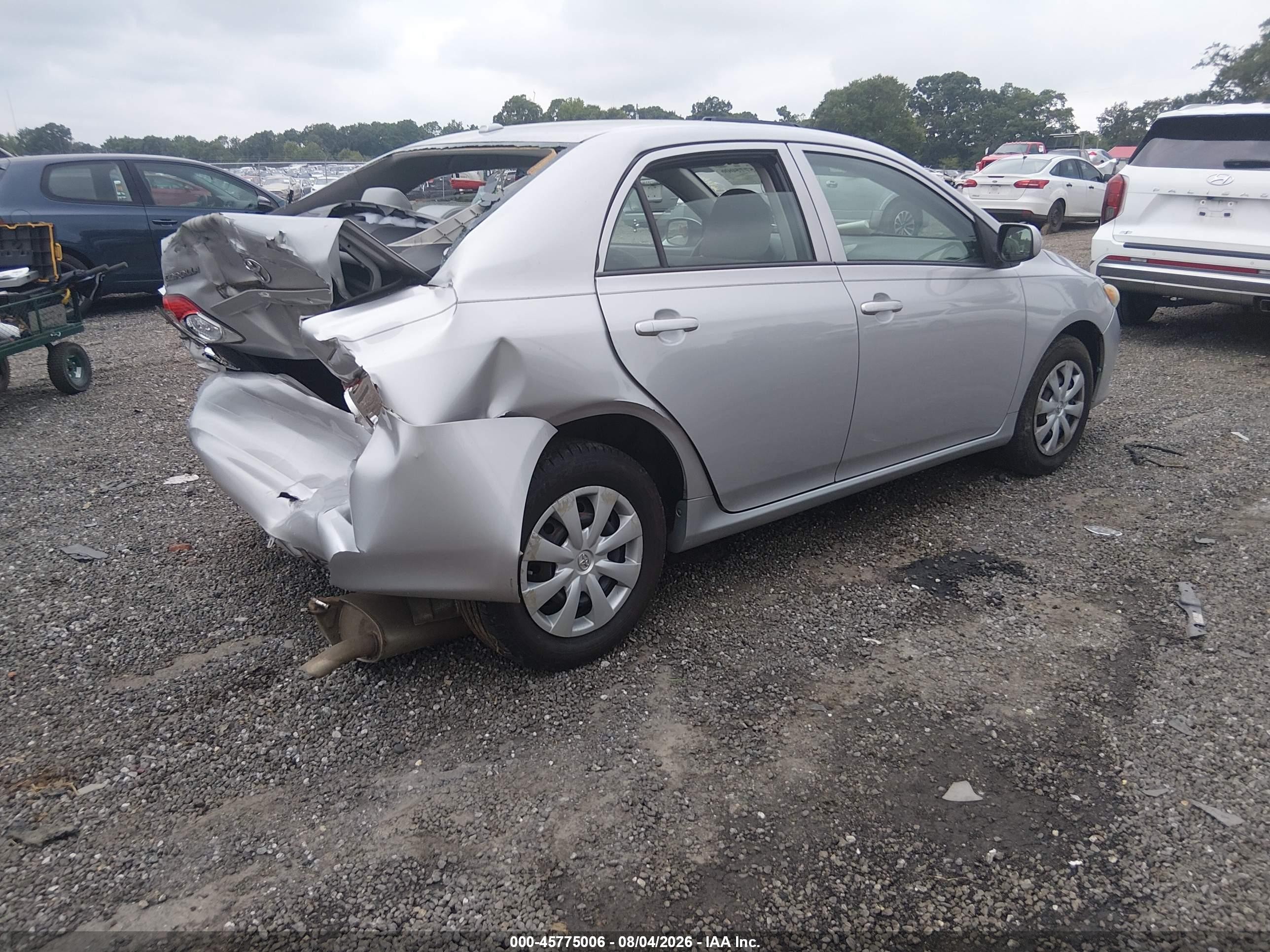 2010 Toyota Corolla Le Серебряный vin: 1NXBU4EE4AZ204461