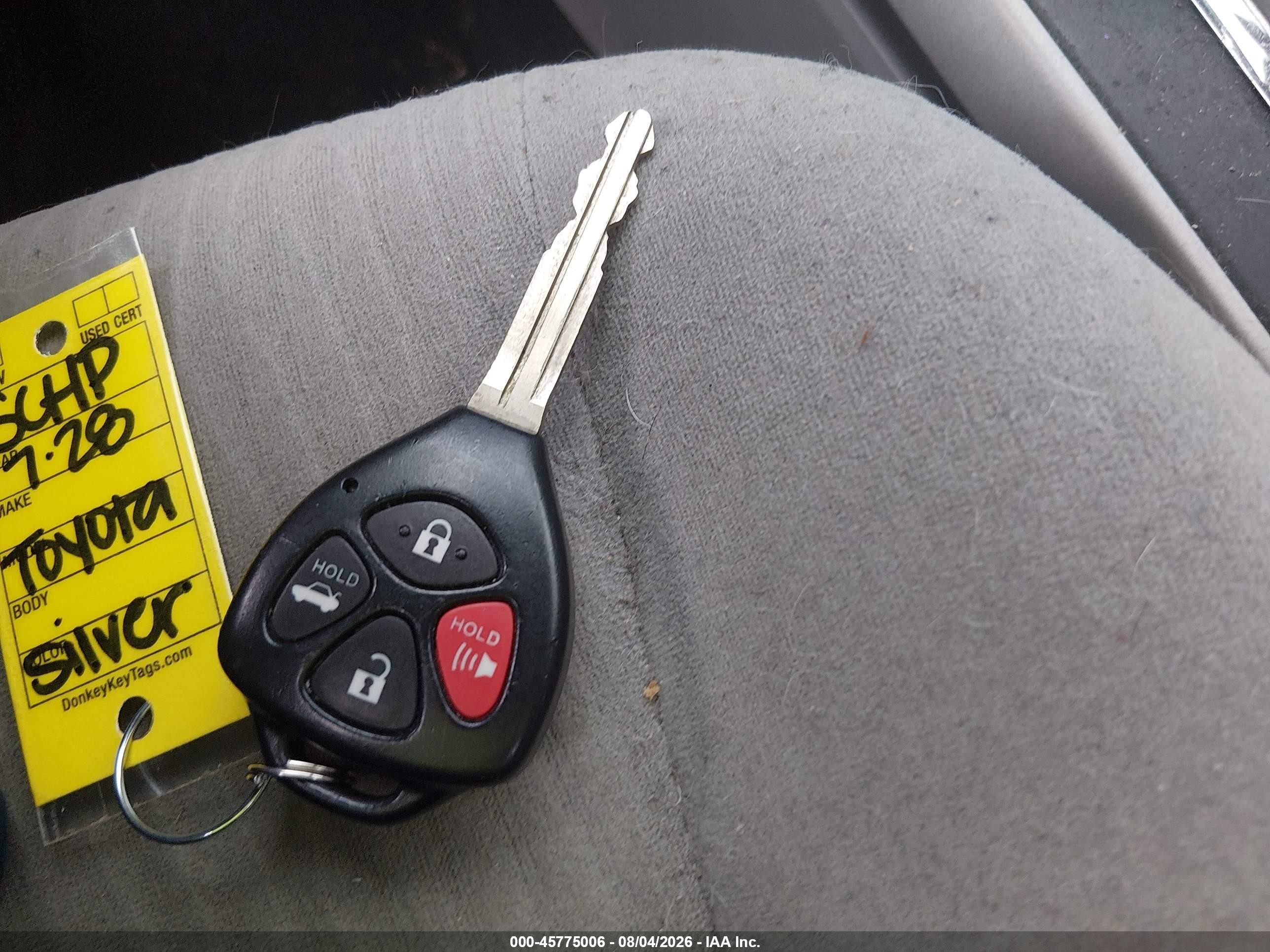 2010 Toyota Corolla Le Серебряный vin: 1NXBU4EE4AZ204461