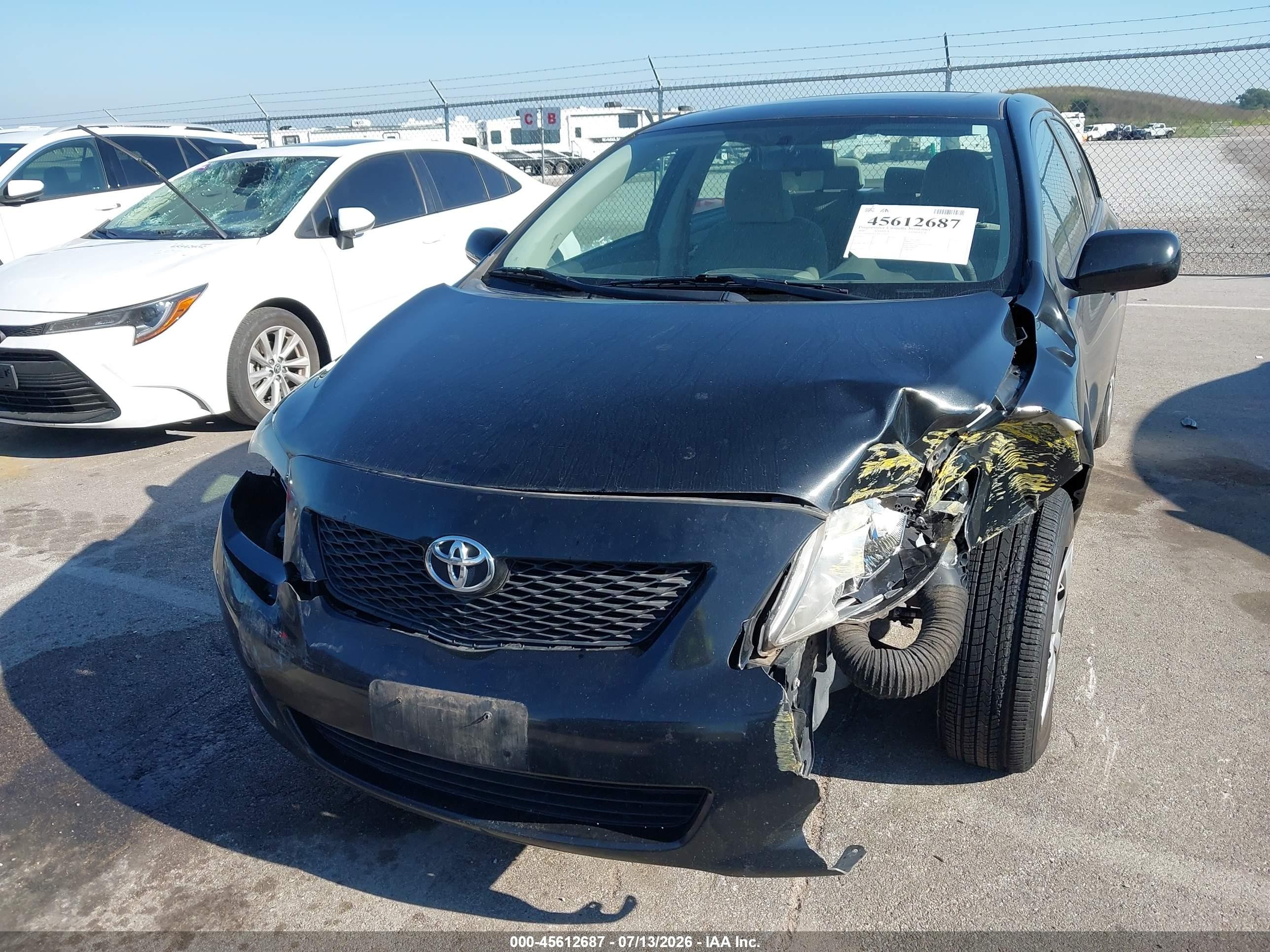 2010 Toyota Corolla Le Black vin: 1NXBU4EE4AZ206971