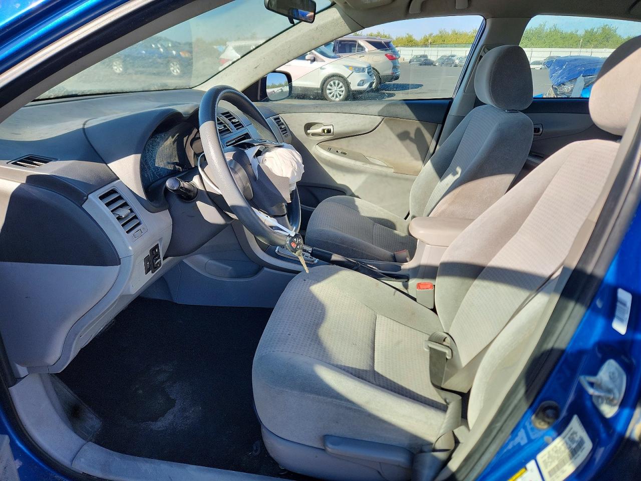 2010 Toyota Corolla Le Синий vin: 1NXBU4EE4AZ236486