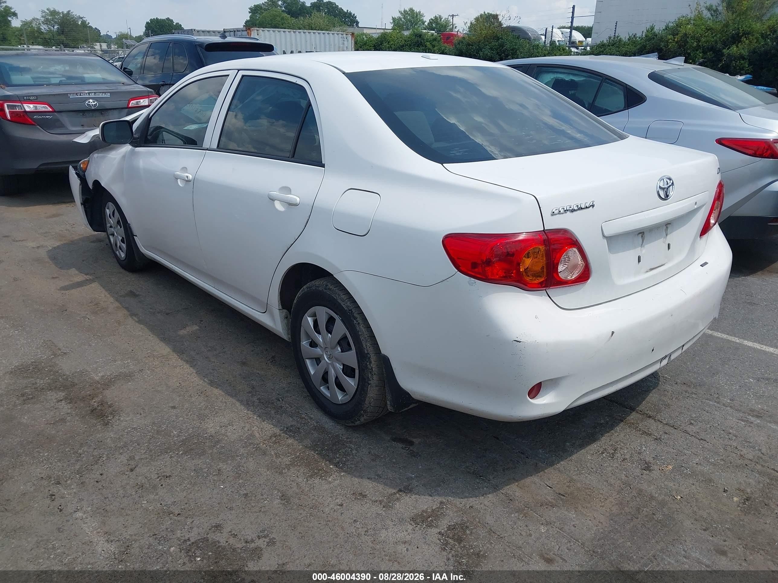 2010 Toyota Corolla Le White vin: 1NXBU4EE4AZ238917