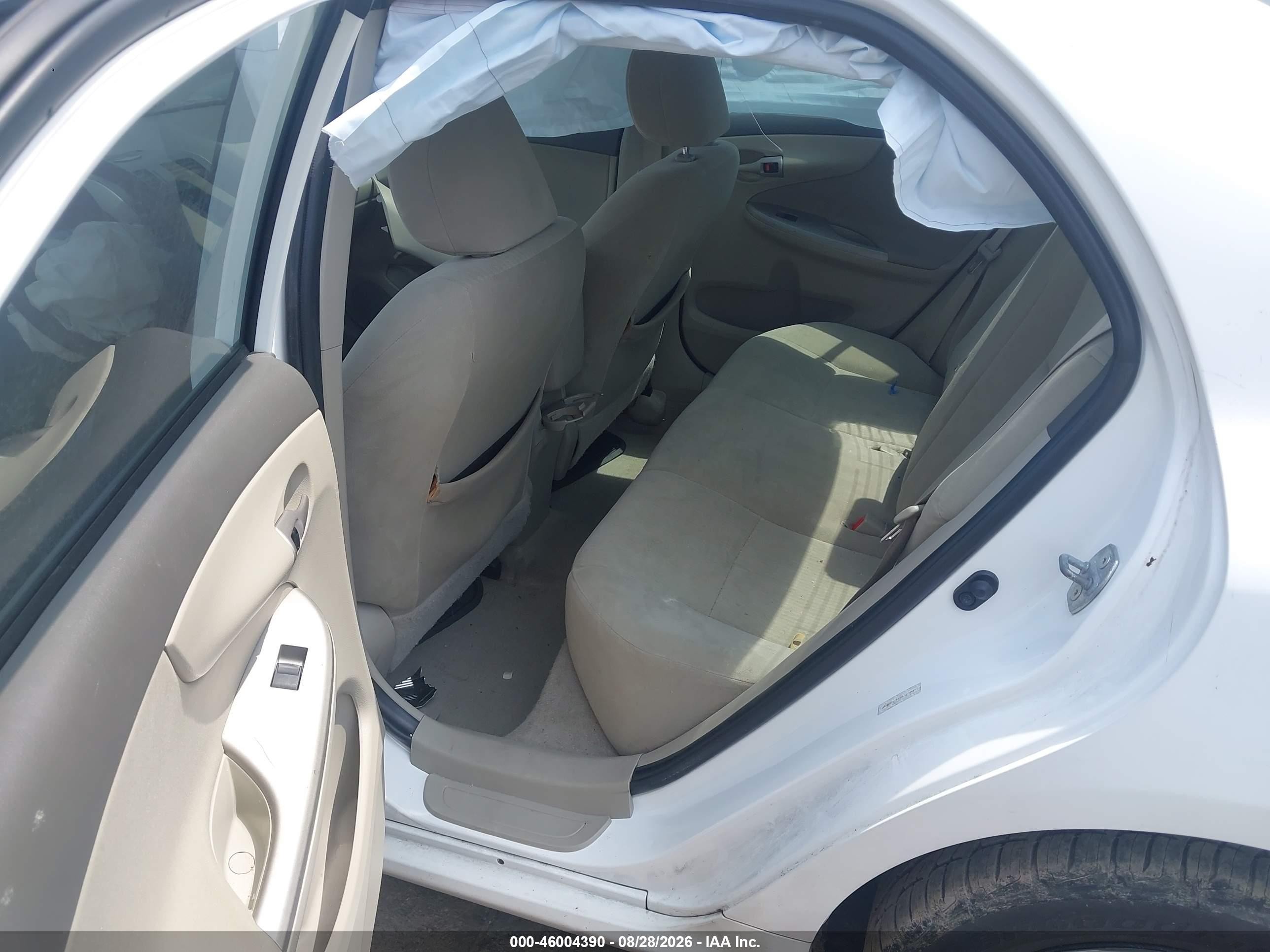 2010 Toyota Corolla Le White vin: 1NXBU4EE4AZ238917