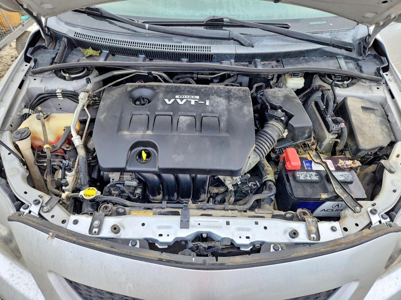 2010 Toyota Corolla S Серебряный vin: 1NXBU4EE4AZ259797