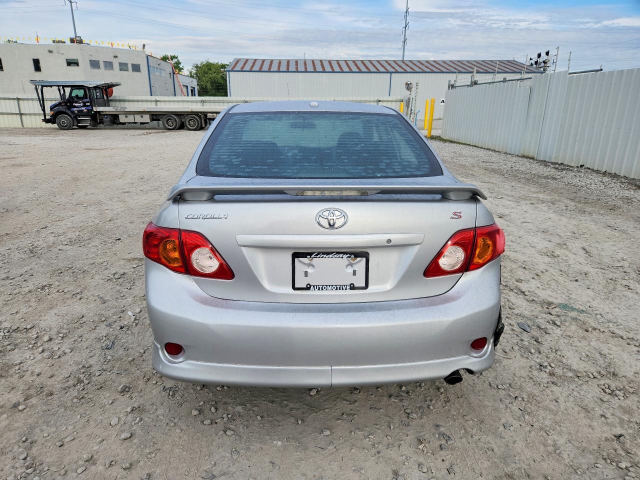 2010 Toyota Corolla S Серебряный vin: 1NXBU4EE4AZ259797