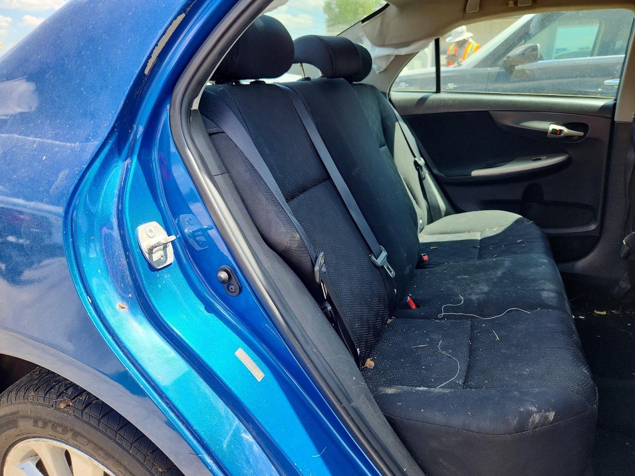 2010 Toyota Corolla S Blue vin: 1NXBU4EE4AZ263395