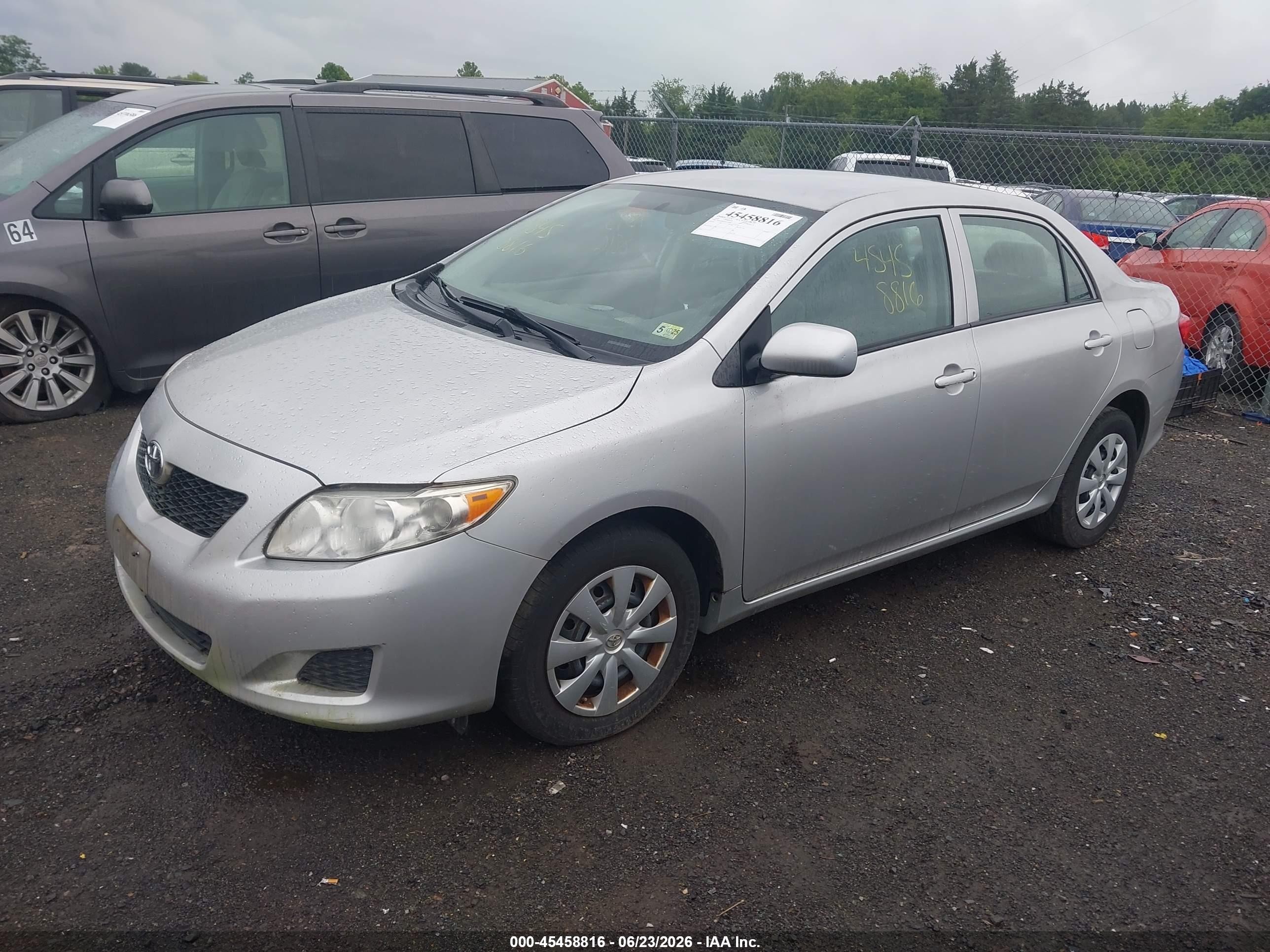2010 Toyota Corolla Le Серебряный vin: 1NXBU4EE4AZ270220