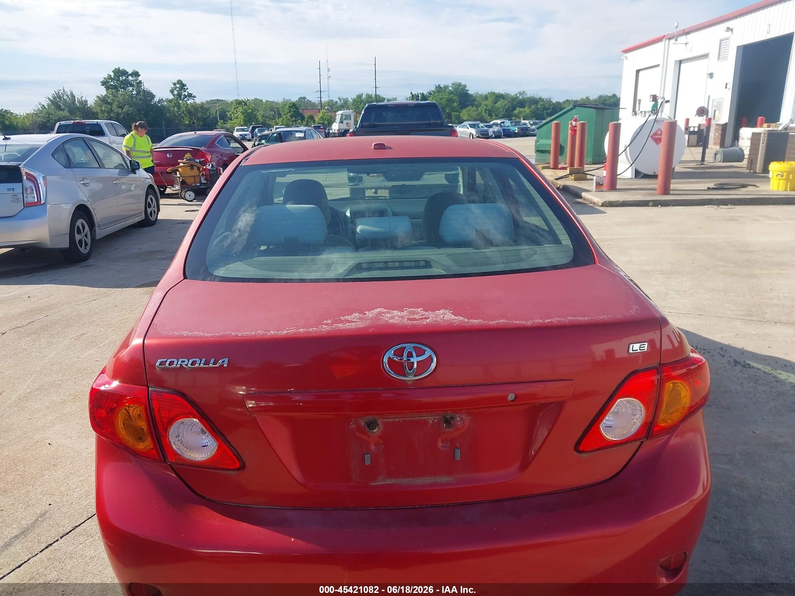 2010 Toyota Corolla Le Red vin: 1NXBU4EE4AZ284859